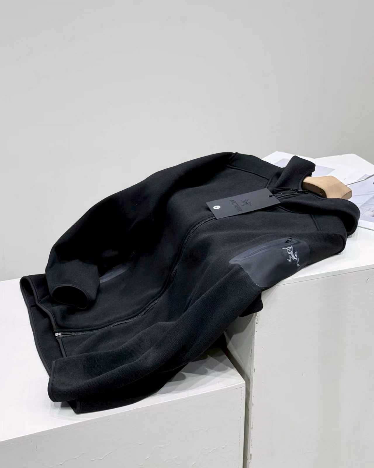 Arc'teryx 一比一黃灰拼接刷毛連帽外套 多口袋戶外休閒款| 7 Arc'teryx 一比一黃灰拼接刷毛連帽外套 多口袋戶外休閒款