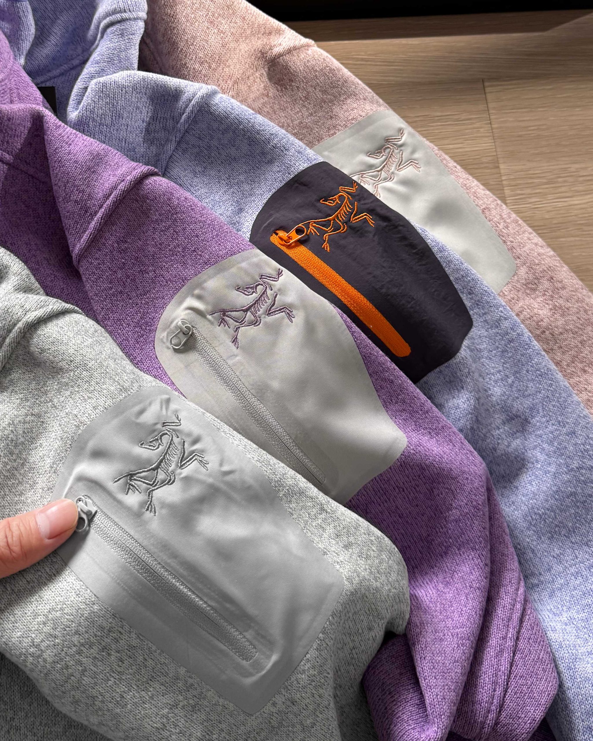 Arc'teryx 原單刷毛立領外套 女款四色拼接刷色風格| 7 Arc'teryx 原單刷毛立領外套 女款四色拼接刷色風格