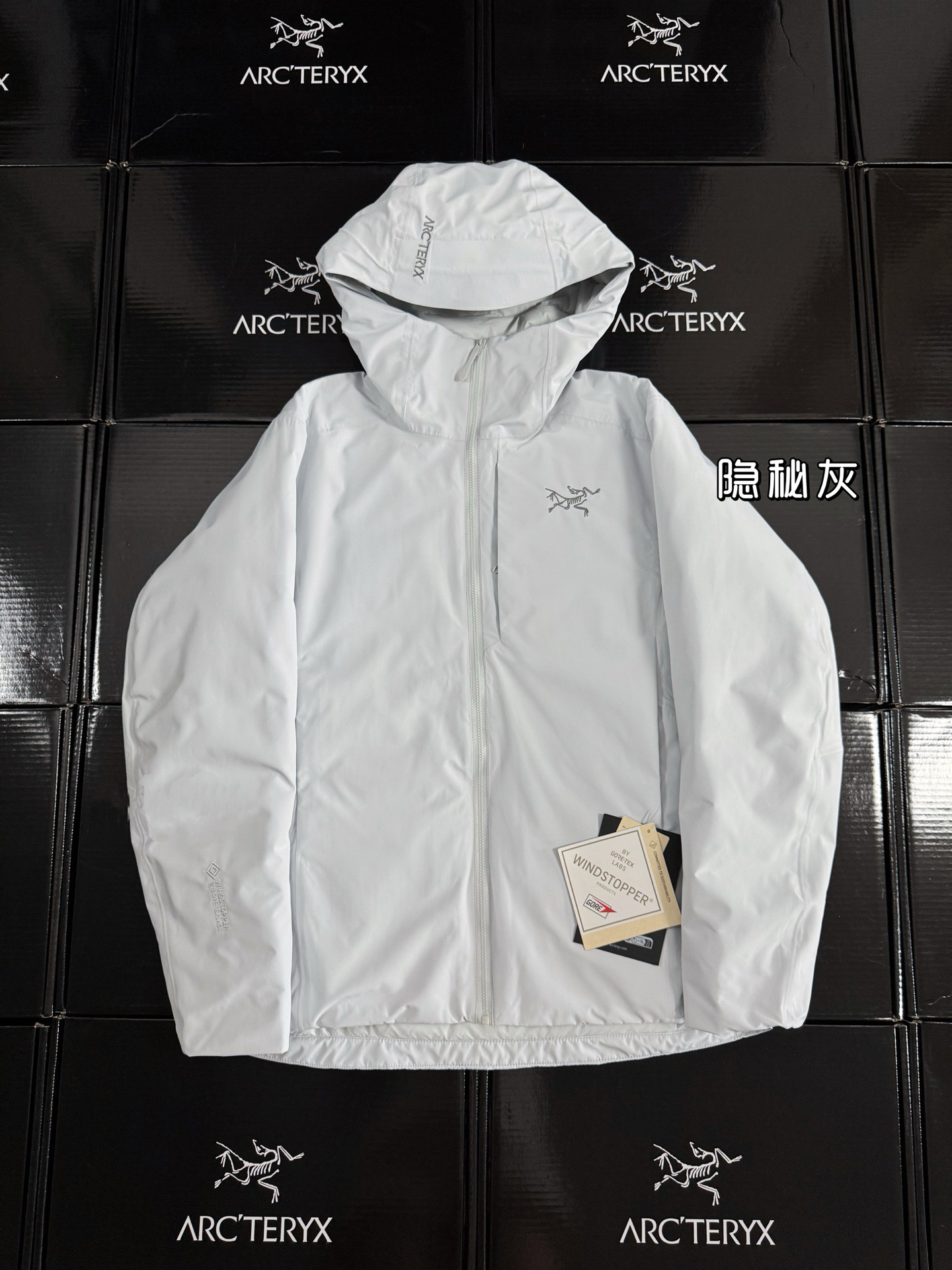 Arc'teryx 一比一防風外套 連帽設計 隱秘灰新色登場