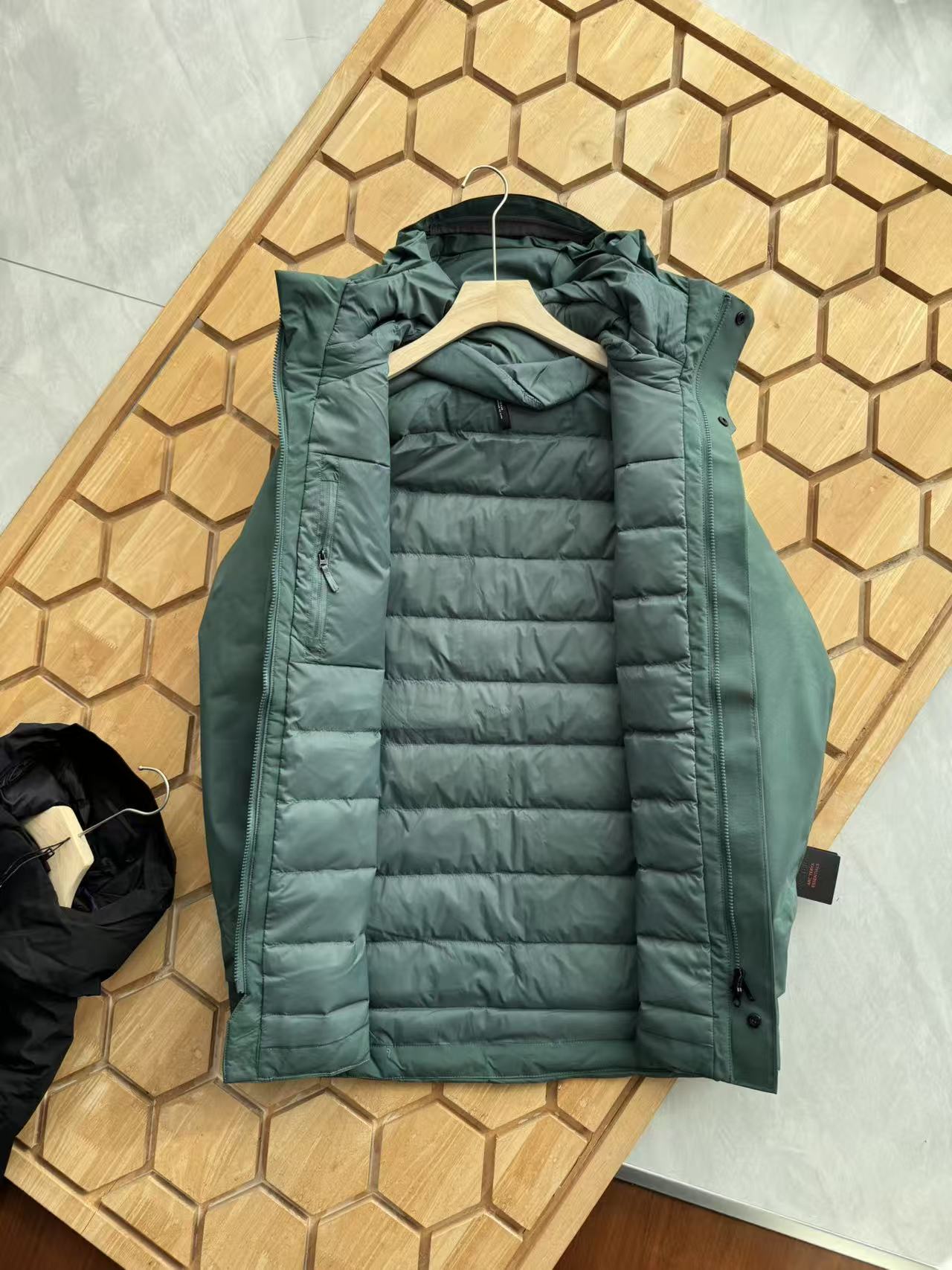 Arc'teryx 高仿連帽保暖長版外套 冬季通勤防風防潑款| 7 Arc'teryx 高仿連帽保暖長版外套 冬季通勤防風防潑款