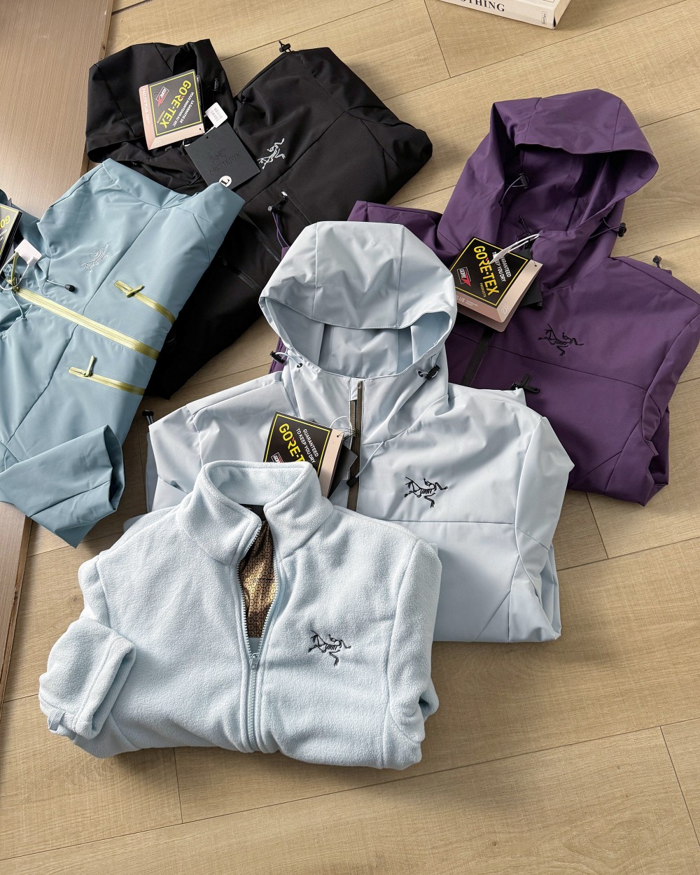 Arc'teryx 高仿Gore-Tex軟殼外套與抓絨層套組 內外兼備全功能| 12 Arc'teryx 高仿Gore-Tex軟殼外套與抓絨層套組 內外兼備全功能