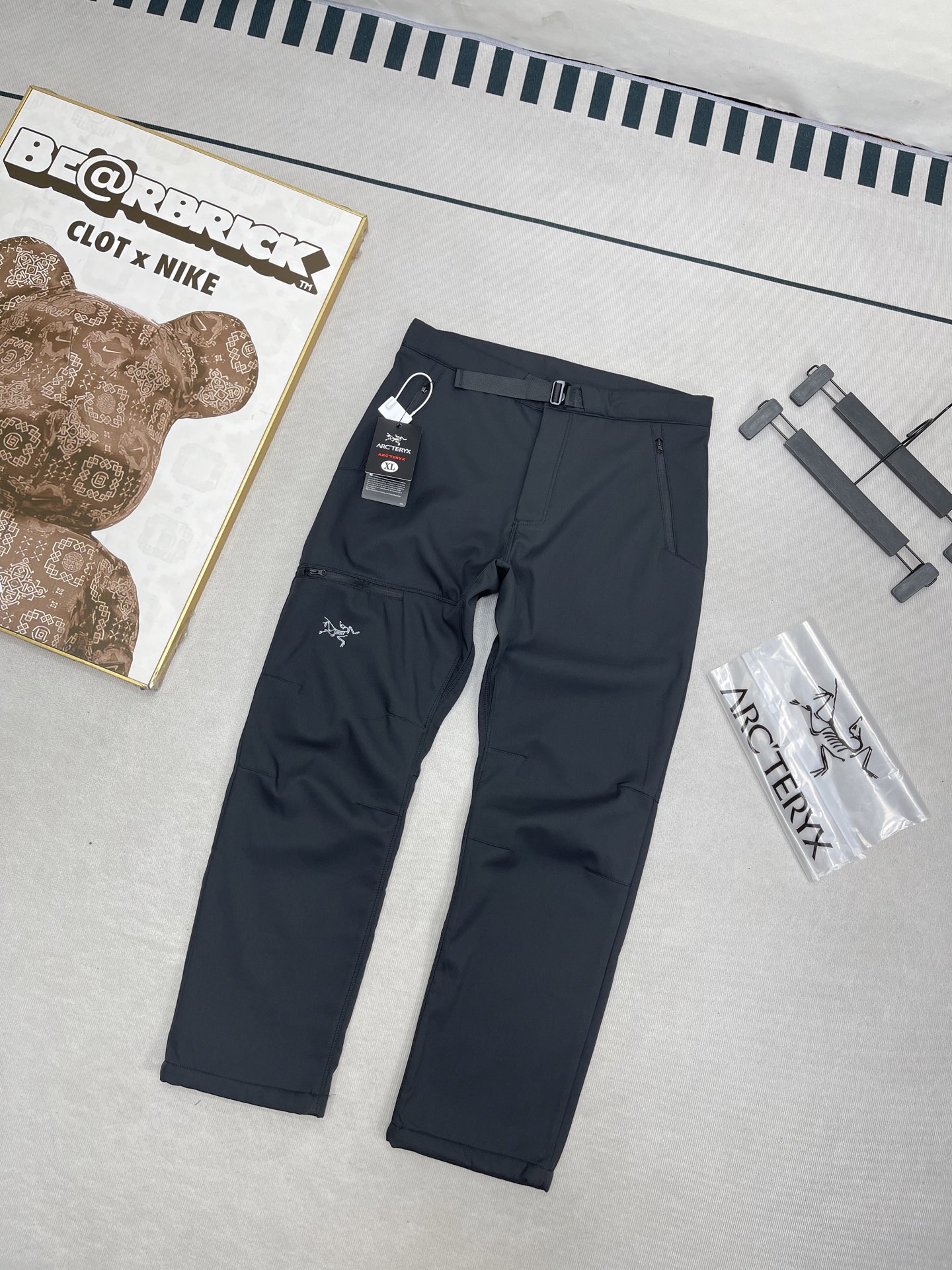 Arc'teryx 高仿機能拼接男褲 雙色設計運動款 彈力透氣修身版| 12 Arc'teryx 高仿機能拼接男褲 雙色設計運動款 彈力透氣修身版