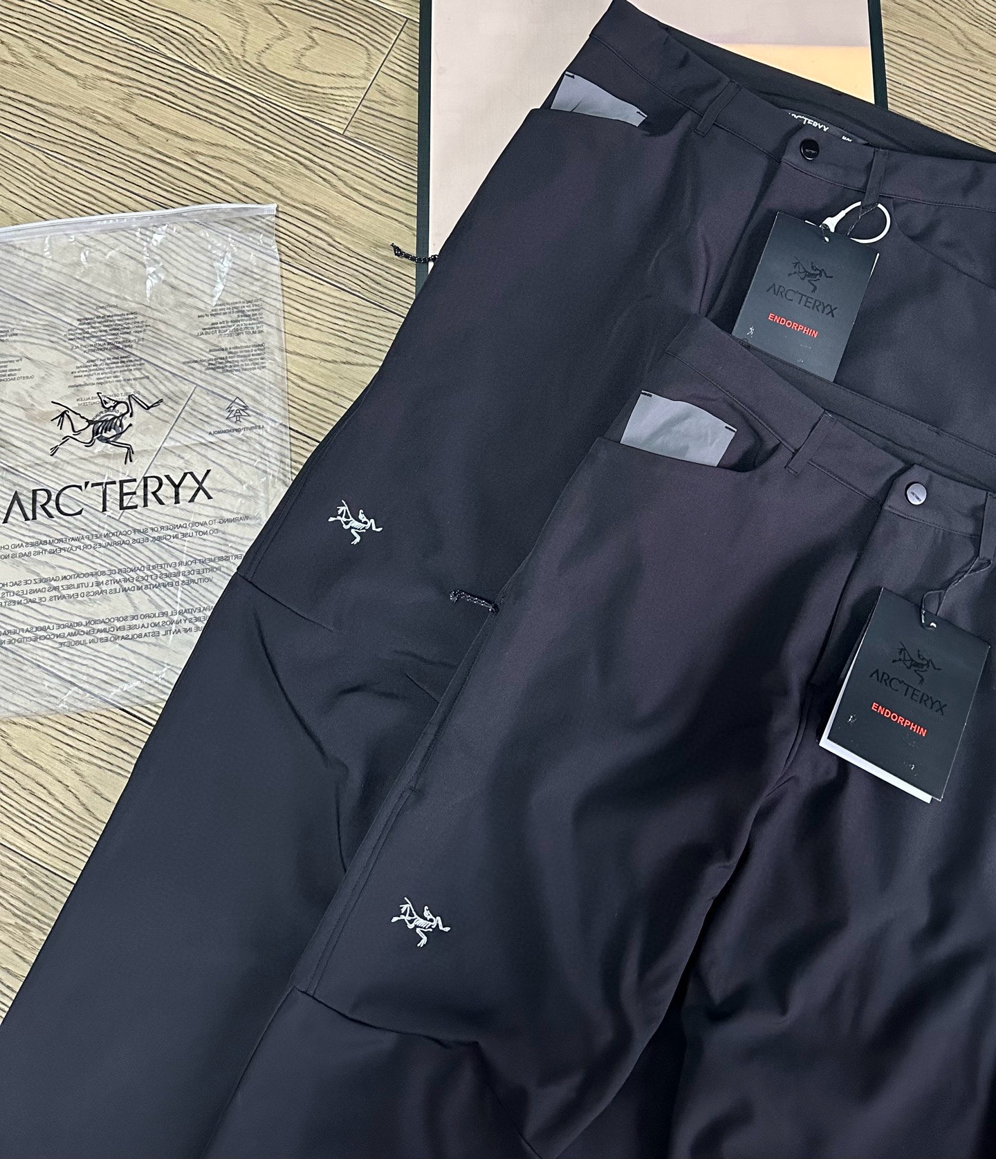 Arc'teryx 高仿Endorphin系列男褲 黑灰拼接設計款 都會機能風格| 14 Arc'teryx 高仿Endorphin系列男褲 黑灰拼接設計款 都會機能風格