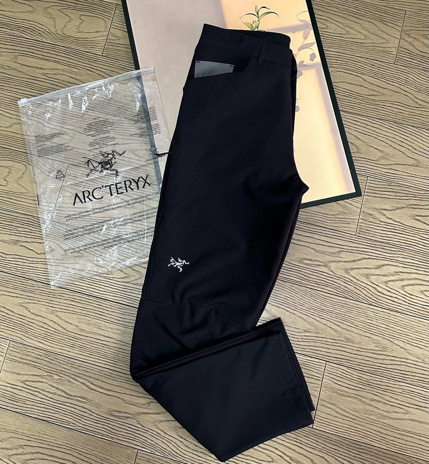 Arc'teryx 高仿Endorphin系列男褲 黑灰拼接設計款 都會機能風格| 12 Arc'teryx 高仿Endorphin系列男褲 黑灰拼接設計款 都會機能風格