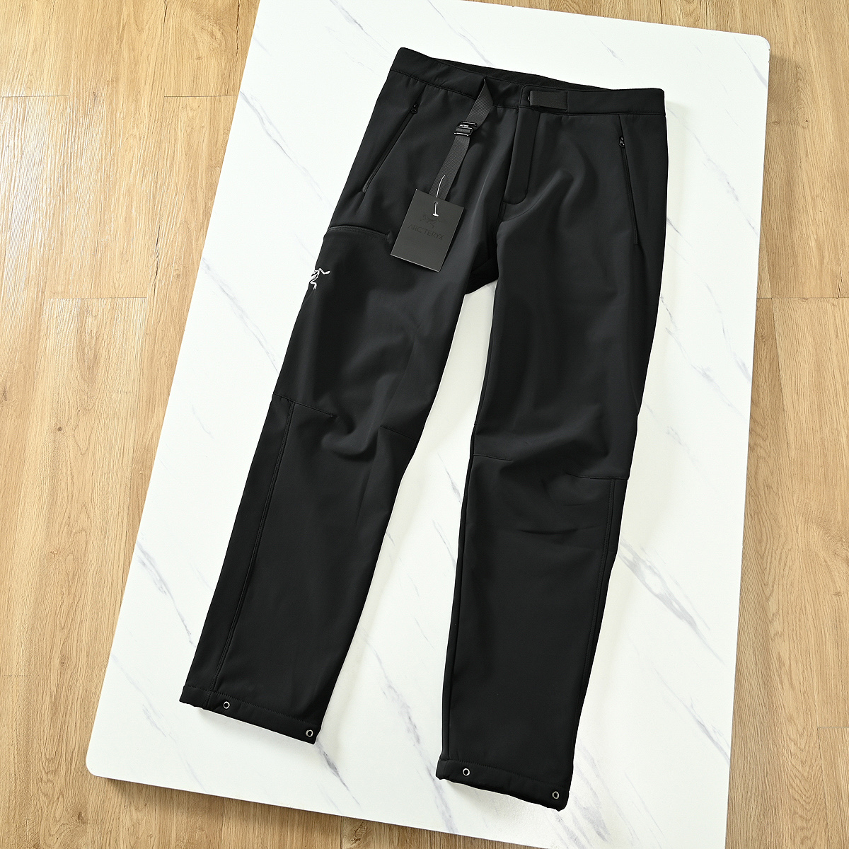 Arc'teryx 高仿男士機能拼接長褲 經典修身防潑水2026版| 10 Arc'teryx 高仿男士機能拼接長褲 經典修身防潑水2026版