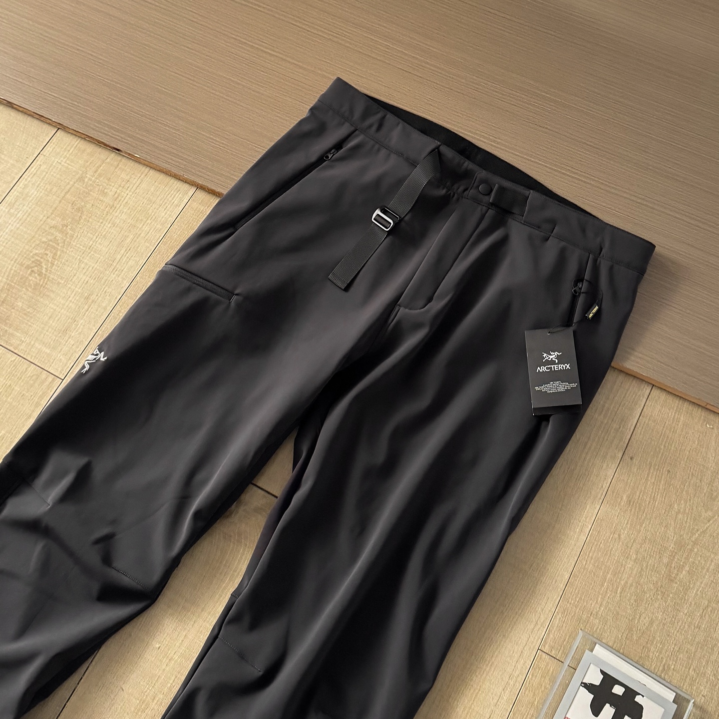 Arc'teryx 高仿男士直筒休閒褲 黑灰雙色可選 輕薄舒適款| 17 Arc'teryx 高仿男士直筒休閒褲 黑灰雙色可選 輕薄舒適款