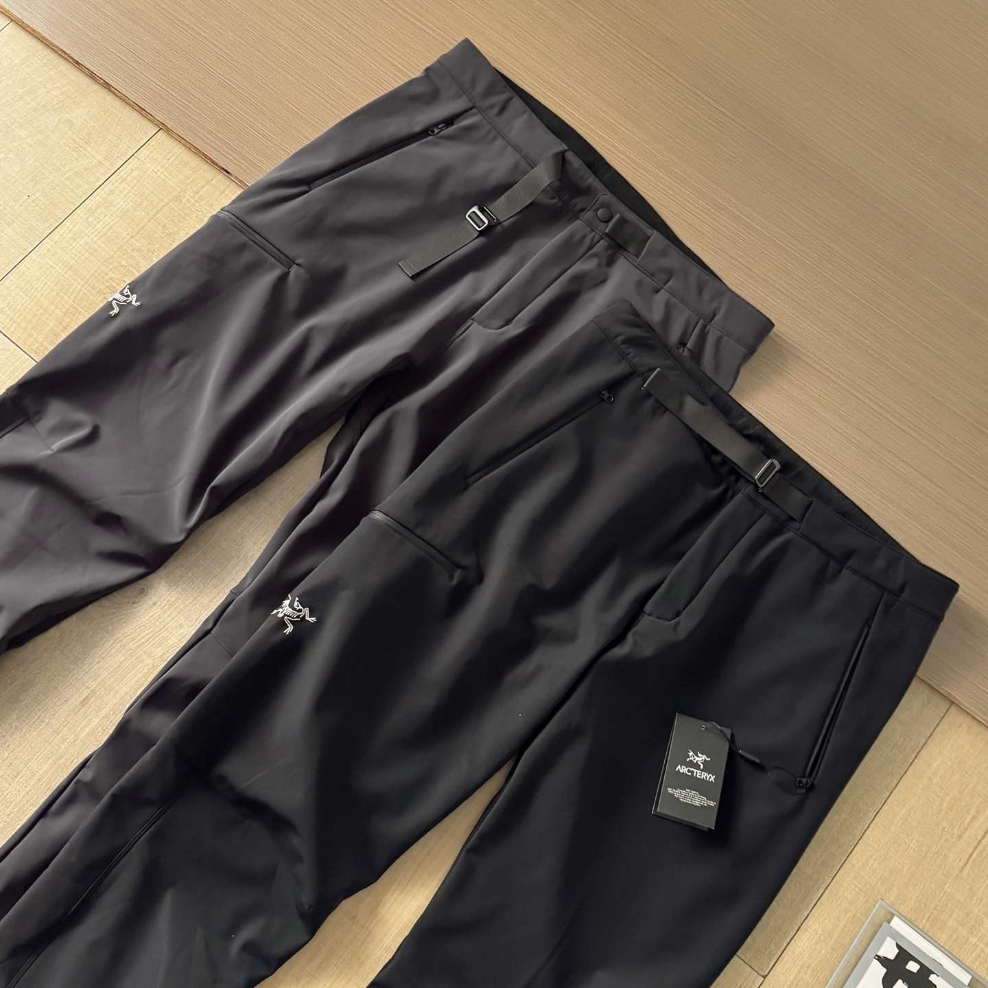 Arc'teryx 高仿男士直筒休閒褲 黑灰雙色可選 輕薄舒適款| 11 Arc'teryx 高仿男士直筒休閒褲 黑灰雙色可選 輕薄舒適款