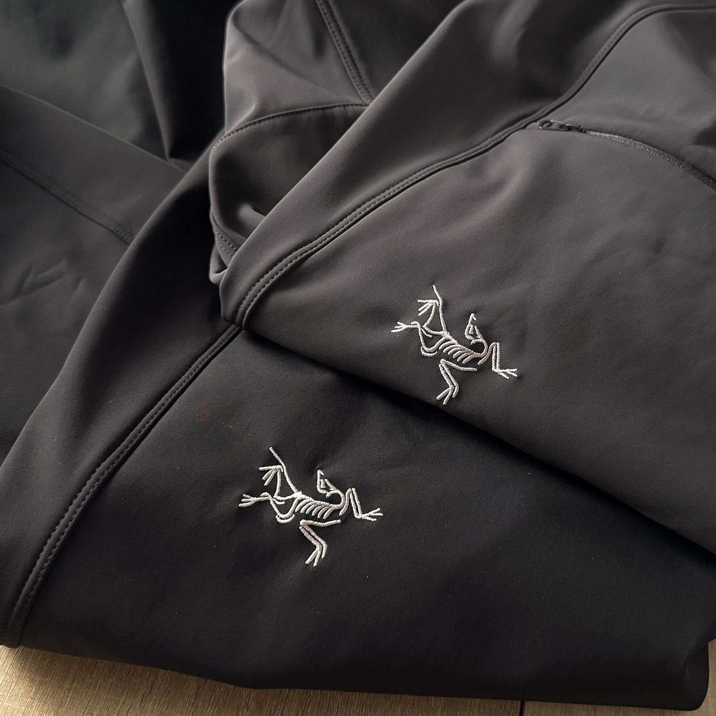 Arc'teryx 高仿男士直筒休閒褲 黑灰雙色可選 輕薄舒適款| 7 Arc'teryx 高仿男士直筒休閒褲 黑灰雙色可選 輕薄舒適款
