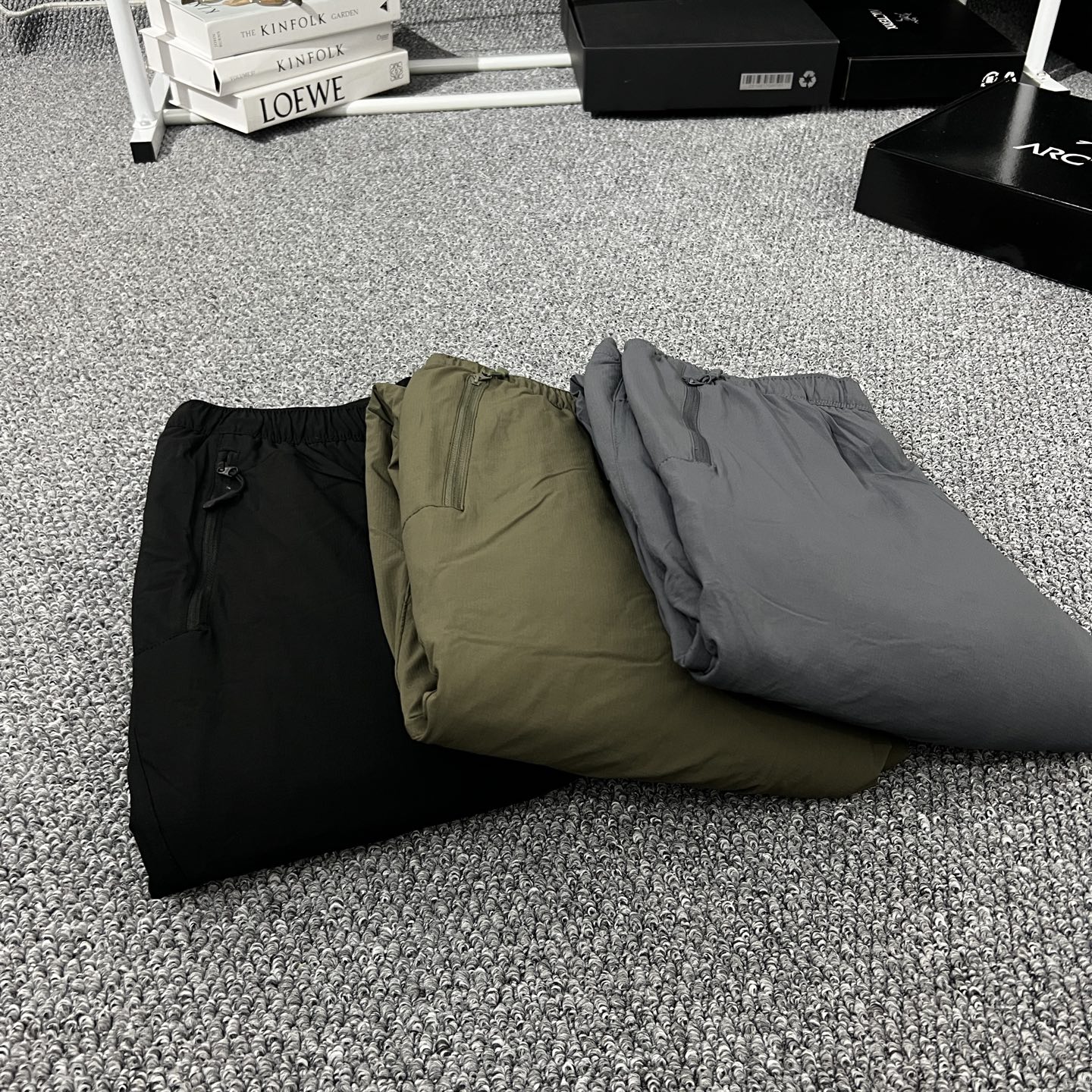 Arc'teryx 高仿男款輕機能長褲 三色選擇 都會風剪裁設計