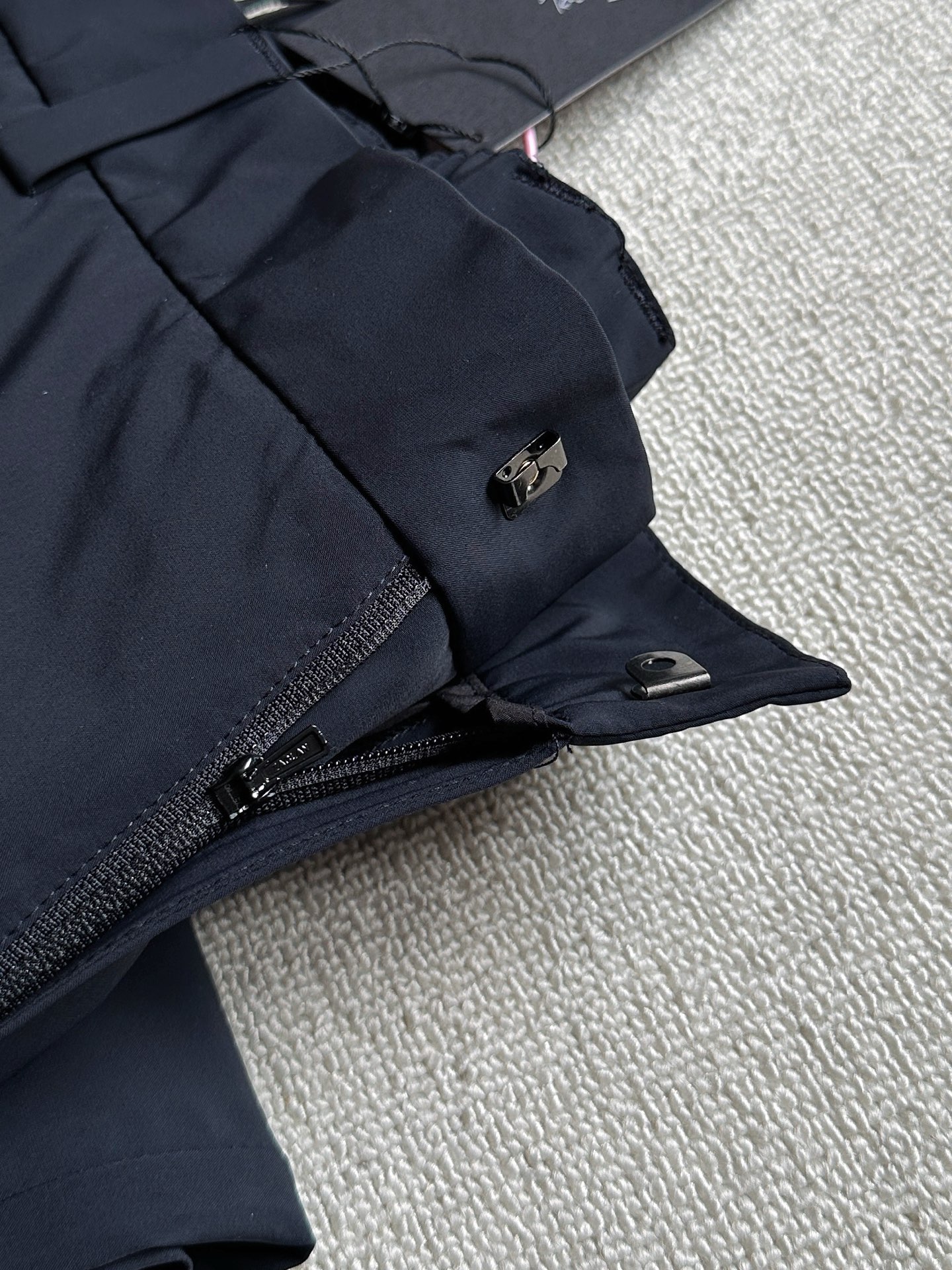 Arc'teryx 高仿男士黑色機能長褲 基礎版型設計 日常百搭款| 12 Arc'teryx 高仿男士黑色機能長褲 基礎版型設計 日常百搭款