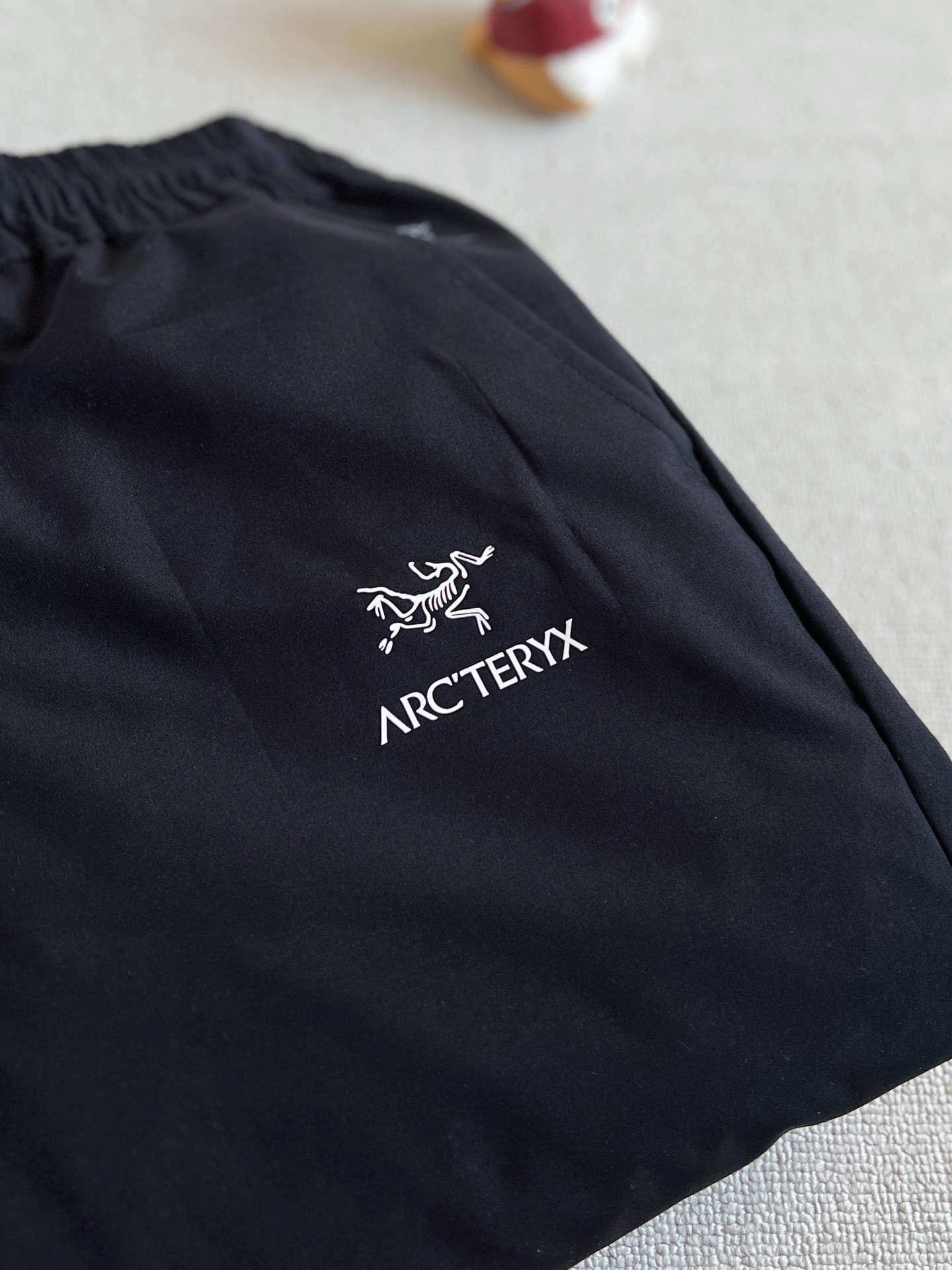 Arc'teryx 高仿灰色抽繩束口褲 男士輕量快乾款 休閒機能風| 10 Arc'teryx 高仿灰色抽繩束口褲 男士輕量快乾款 休閒機能風