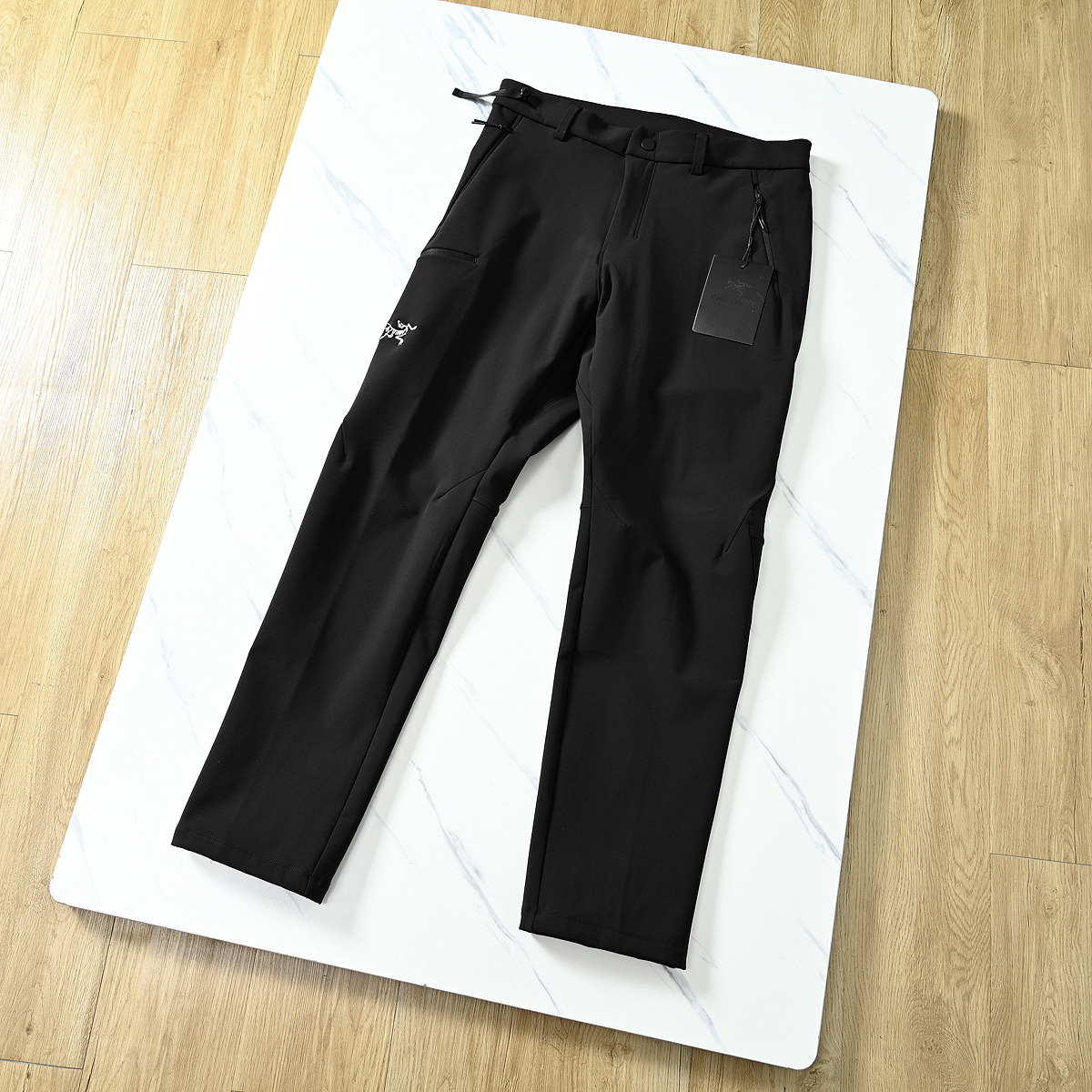 Arc'teryx 高仿黑色修身機能褲 男士簡約登山風格款| 11 Arc'teryx 高仿黑色修身機能褲 男士簡約登山風格款
