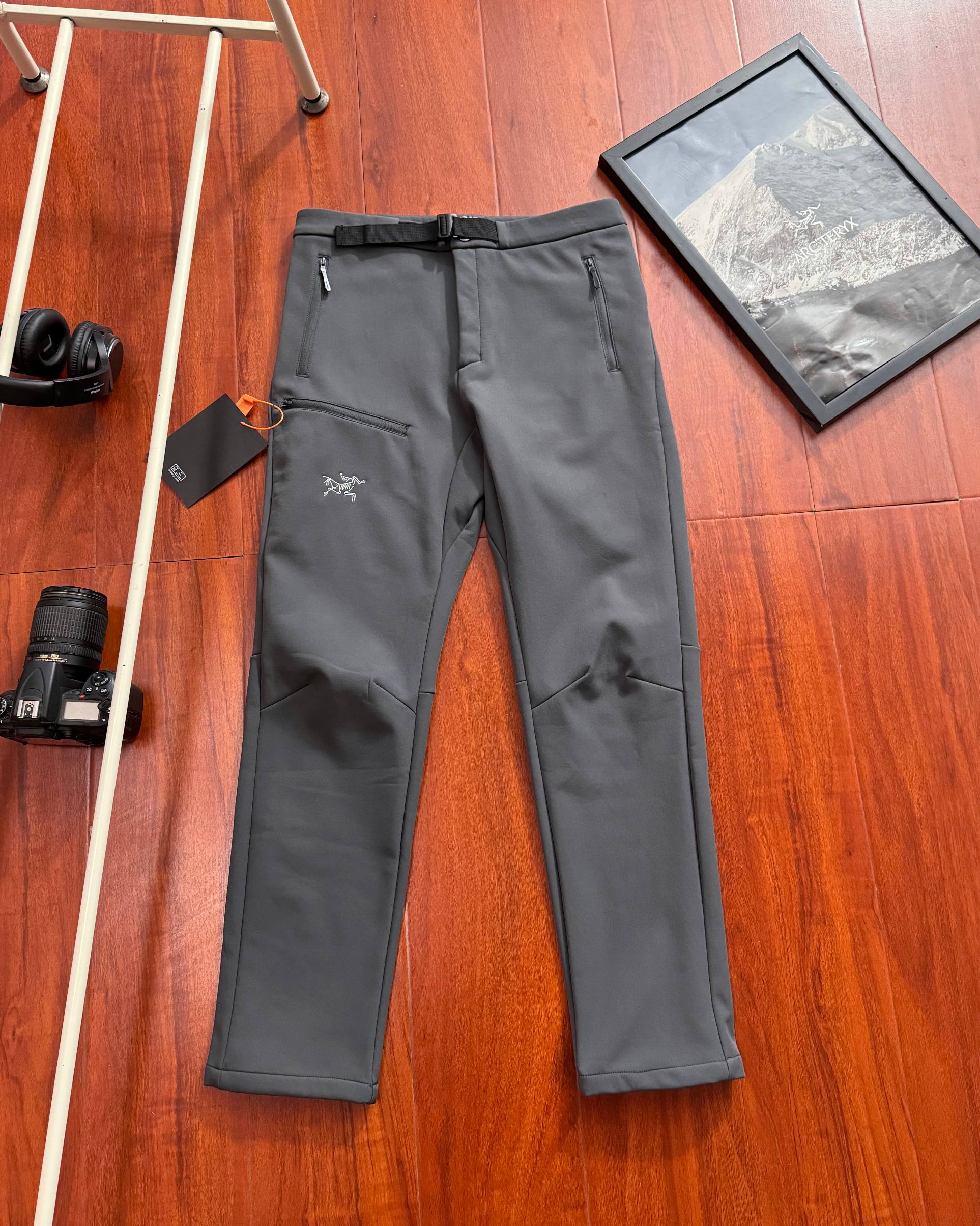 Arc'teryx 高仿男士雙色織帶機能褲 彈性合身版 修飾腿型效果佳| 12 Arc'teryx 高仿男士雙色織帶機能褲 彈性合身版 修飾腿型效果佳