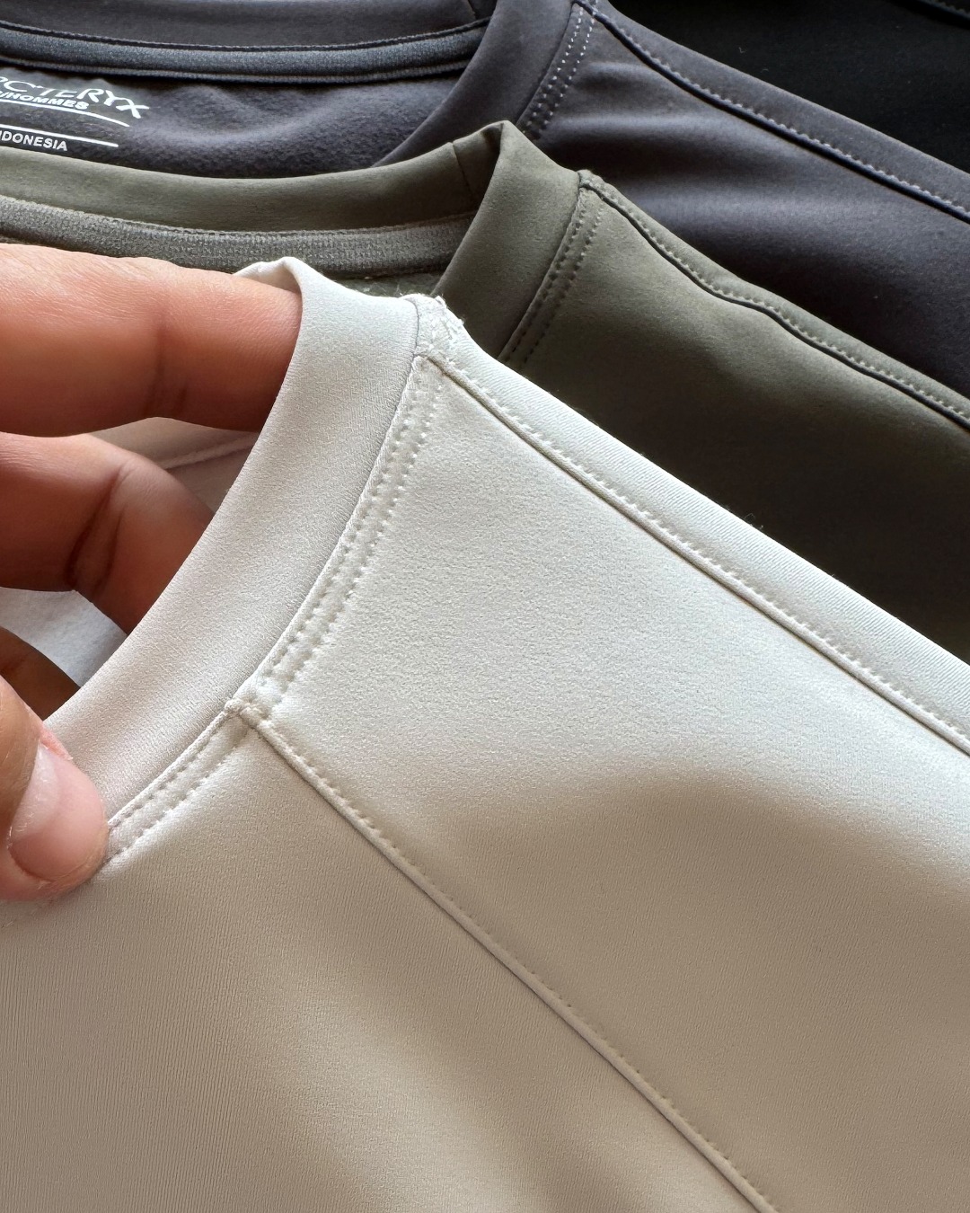 Arc’teryx A貨男士長袖圓領衫 百搭款式舒適親膚| 9 Arc’teryx A貨男士長袖圓領衫 百搭款式舒適親膚