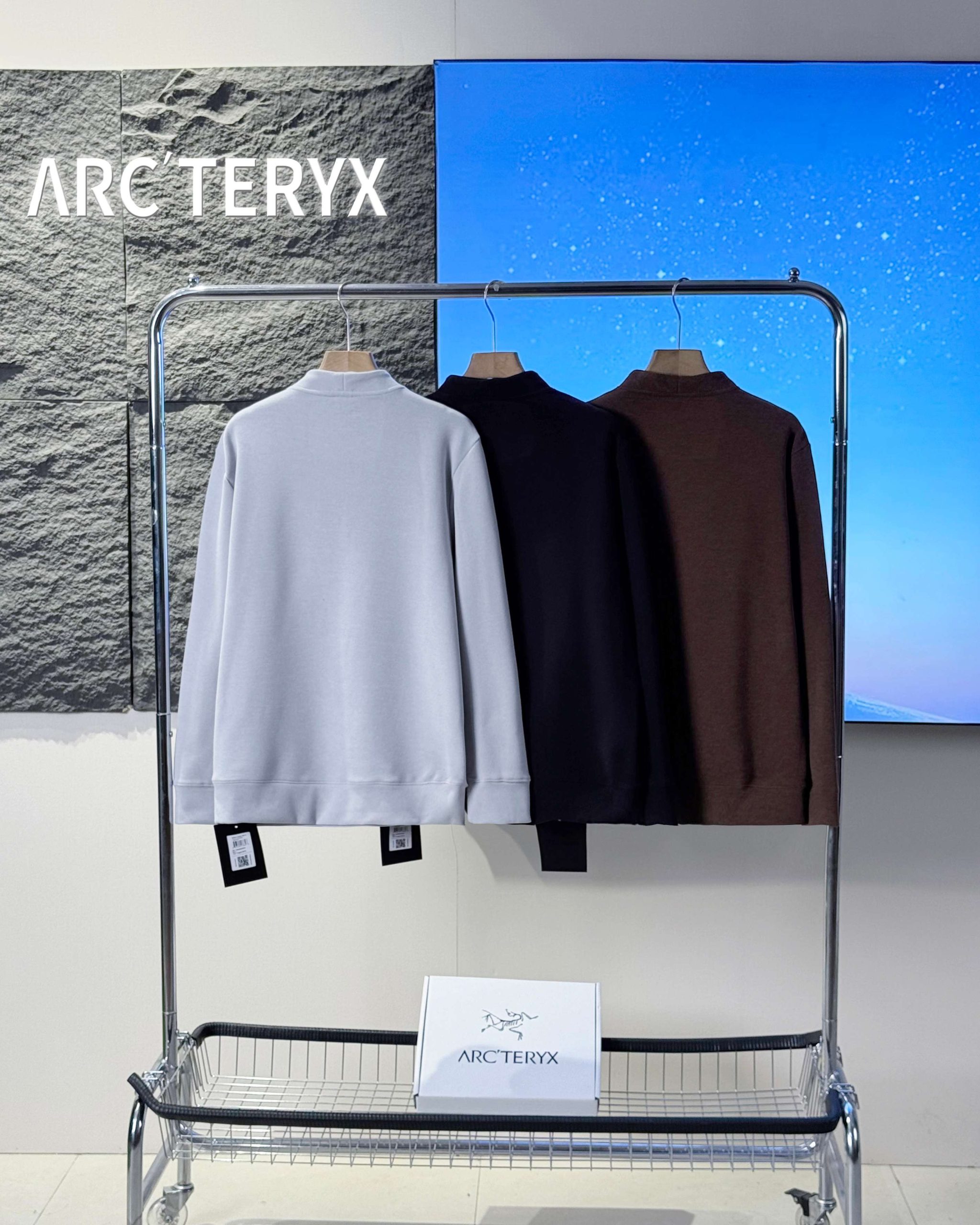 Arc'teryx 高仿男士立領長袖上衣 三釦設計低調有型| 14 Arc'teryx 高仿男士立領長袖上衣 三釦設計低調有型