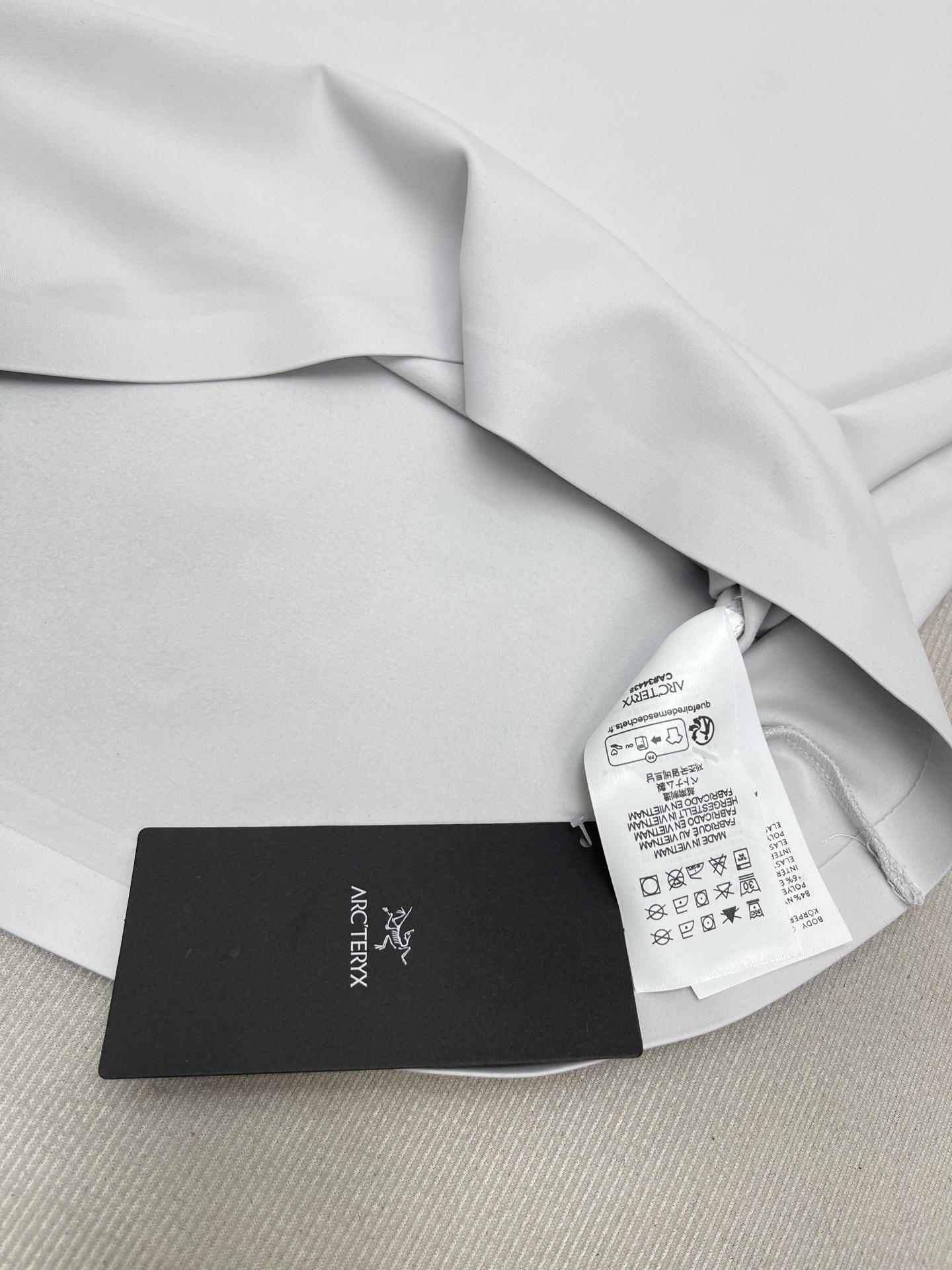 Arc’teryx 高仿男款機能POLO衫 三色可選休閒必備| 8 Arc’teryx 高仿男款機能POLO衫 三色可選休閒必備