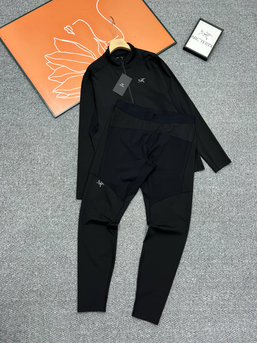 Arc'teryx 高仿男士兩件式套裝 長袖與運動長褲組合| 14 Arc'teryx 高仿男士兩件式套裝 長袖與運動長褲組合