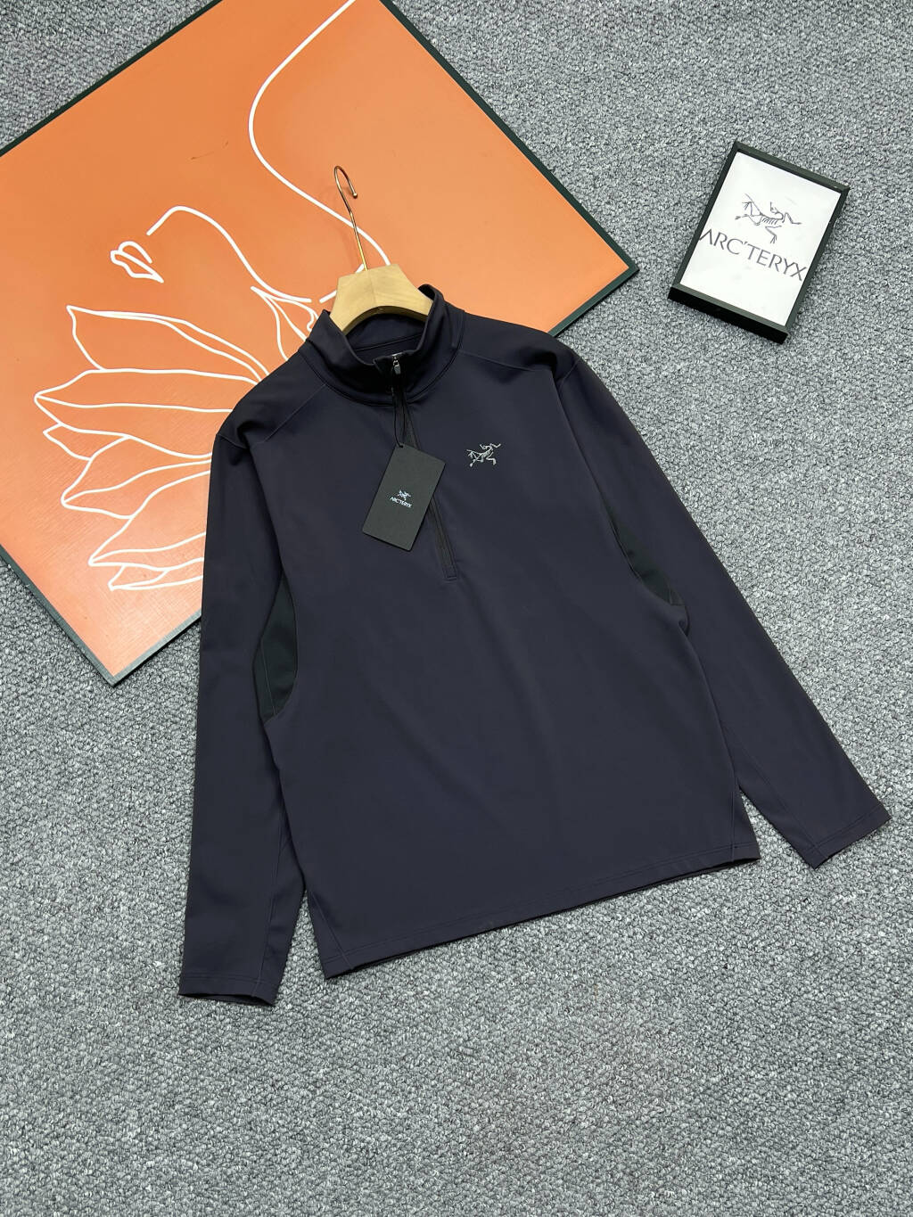 Arc'teryx 高仿男士兩件式套裝 長袖與運動長褲組合| 9 Arc'teryx 高仿男士兩件式套裝 長袖與運動長褲組合