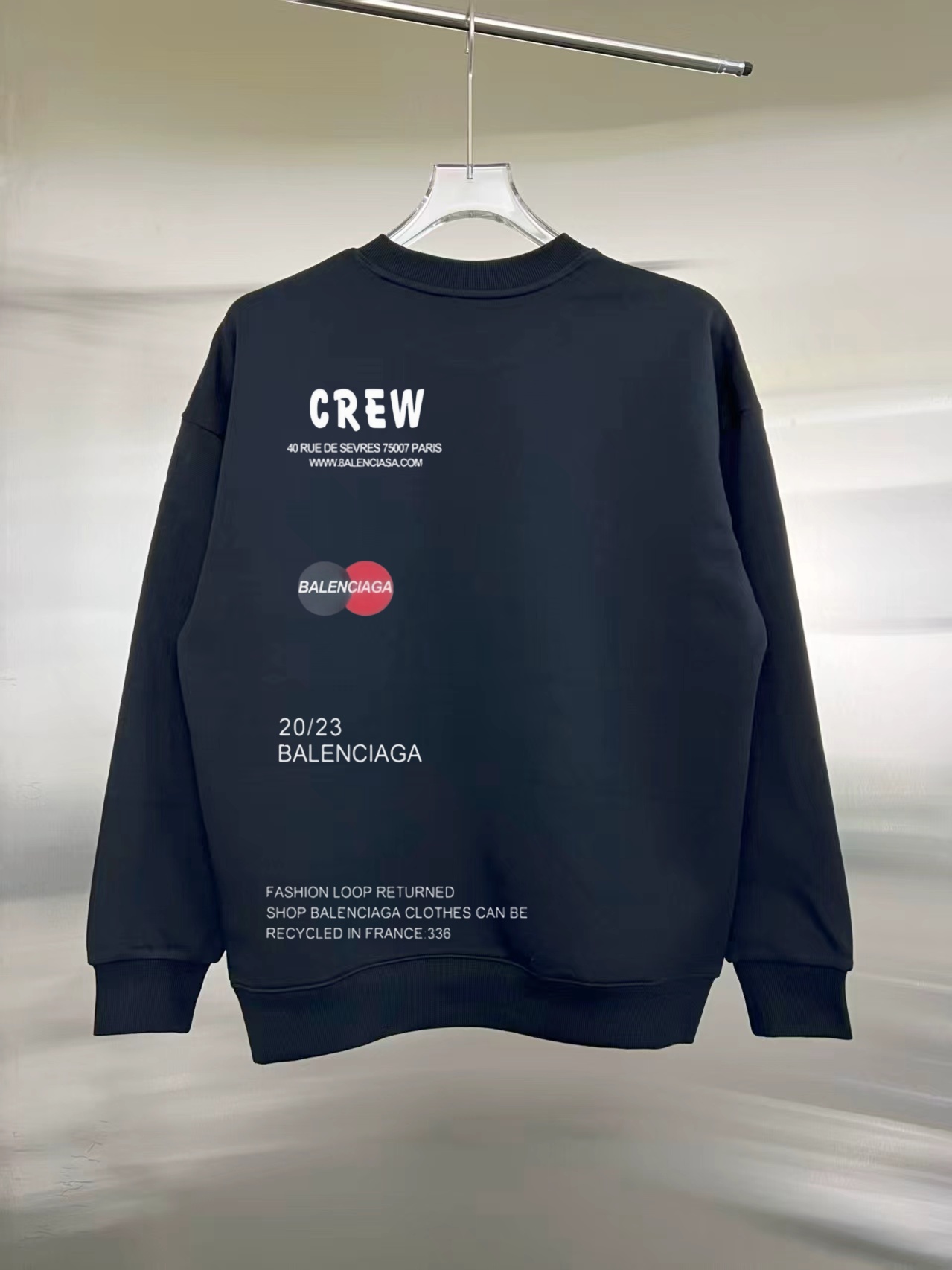 Balenciaga精品仿製男士圓領衛衣 黑底綠流線logo 潮流必備單品| 11 Balenciaga精品仿製男士圓領衛衣 黑底綠流線logo 潮流必備單品