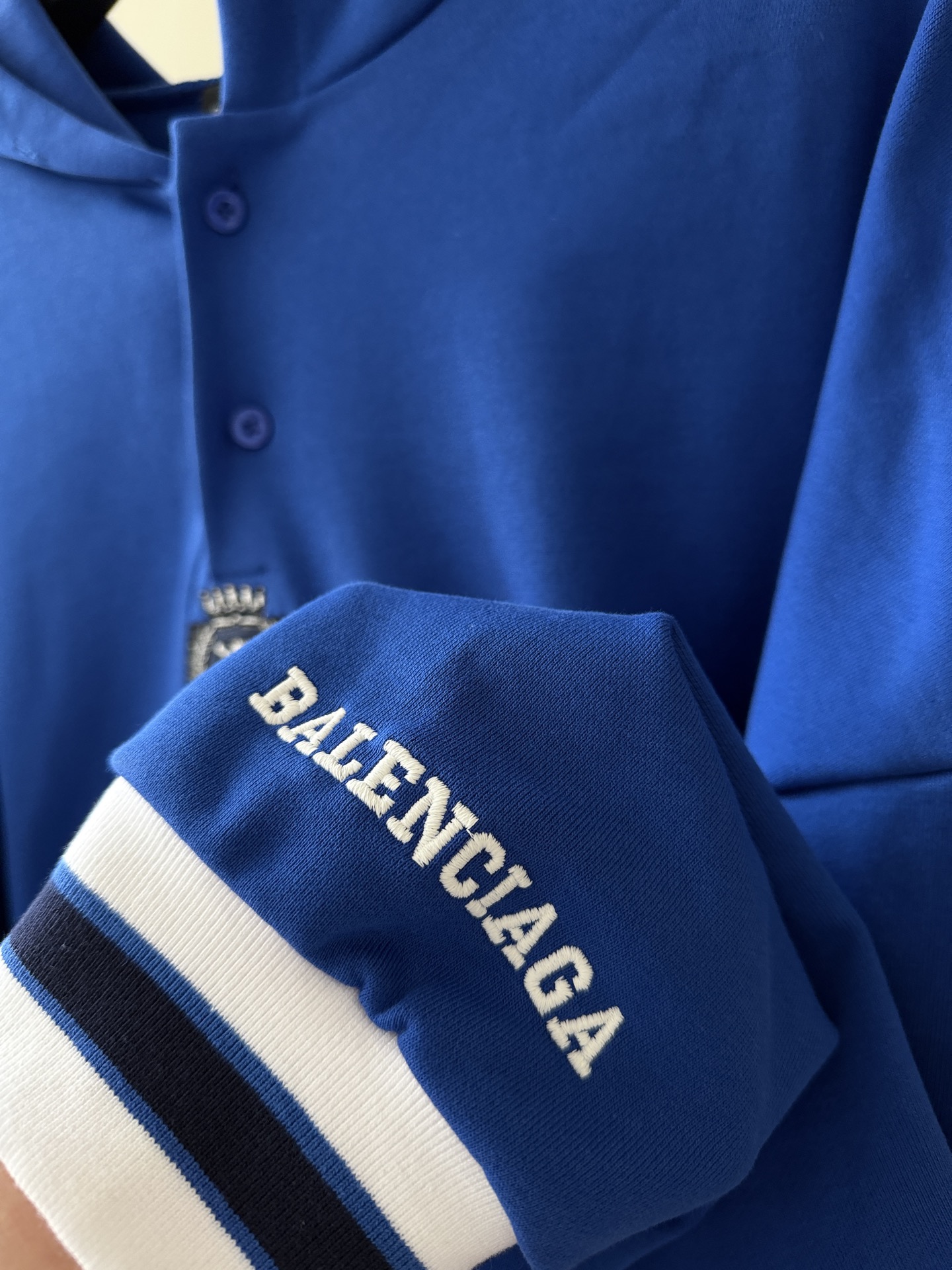 Balenciaga一比一男士藍色運動風連帽衛衣潮流復古設計| 16 Balenciaga一比一男士藍色運動風連帽衛衣潮流復古設計