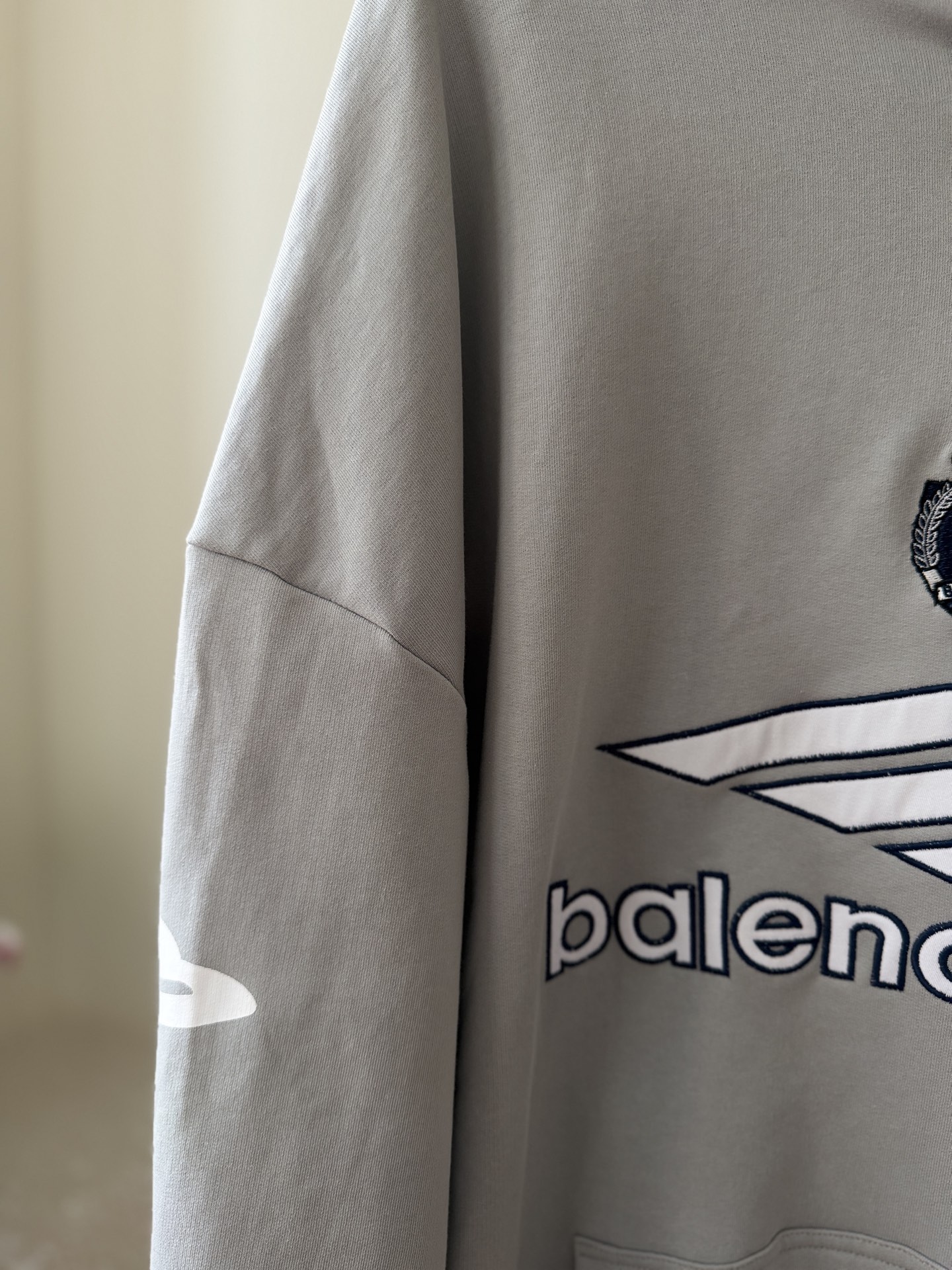 Balenciaga原單男士灰色拼接連帽衛衣舒適質感版型修身| 14 Balenciaga原單男士灰色拼接連帽衛衣舒適質感版型修身