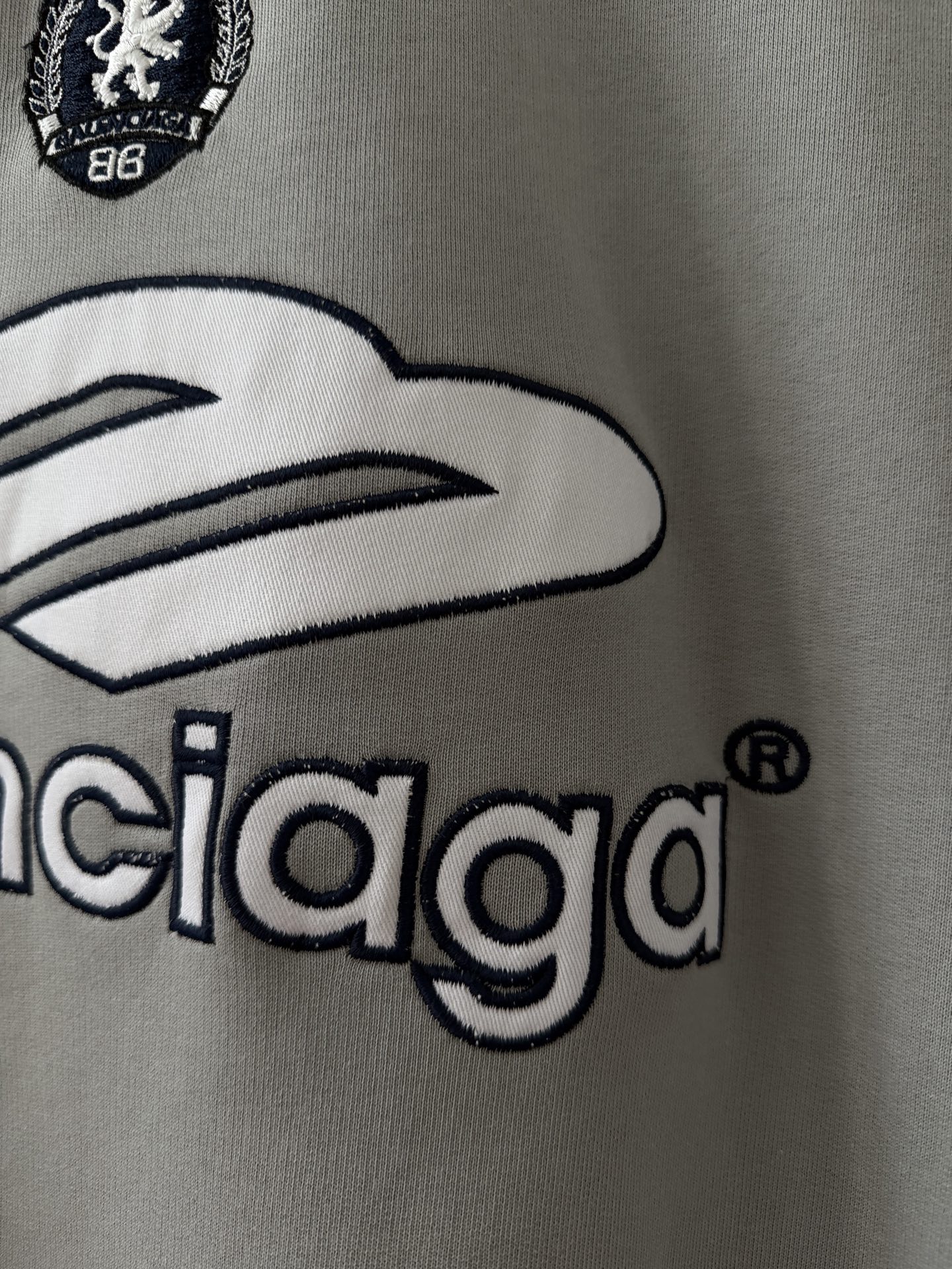 Balenciaga原單男士灰色拼接連帽衛衣舒適質感版型修身| 7 Balenciaga原單男士灰色拼接連帽衛衣舒適質感版型修身