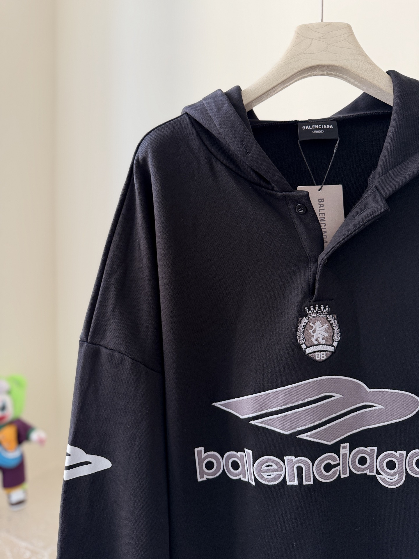 BalenciagaA貨男士黑色拼接連帽衛衣厚磅版型街頭穿搭首選| 8 BalenciagaA貨男士黑色拼接連帽衛衣厚磅版型街頭穿搭首選