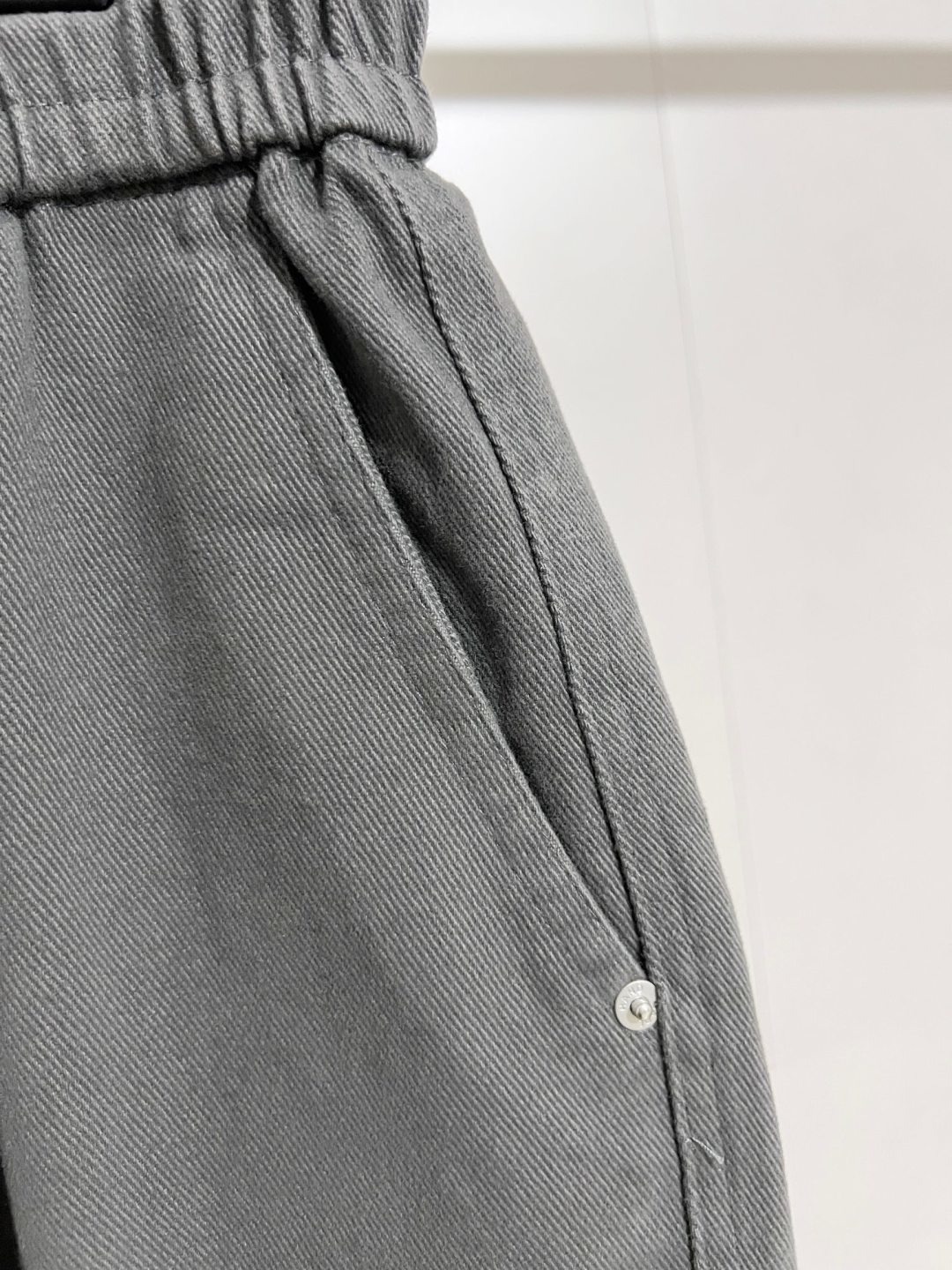 Balenciaga 原單男士多口袋工裝運動褲 寬版剪裁耐看百搭| 7 Balenciaga 原單男士多口袋工裝運動褲 寬版剪裁耐看百搭