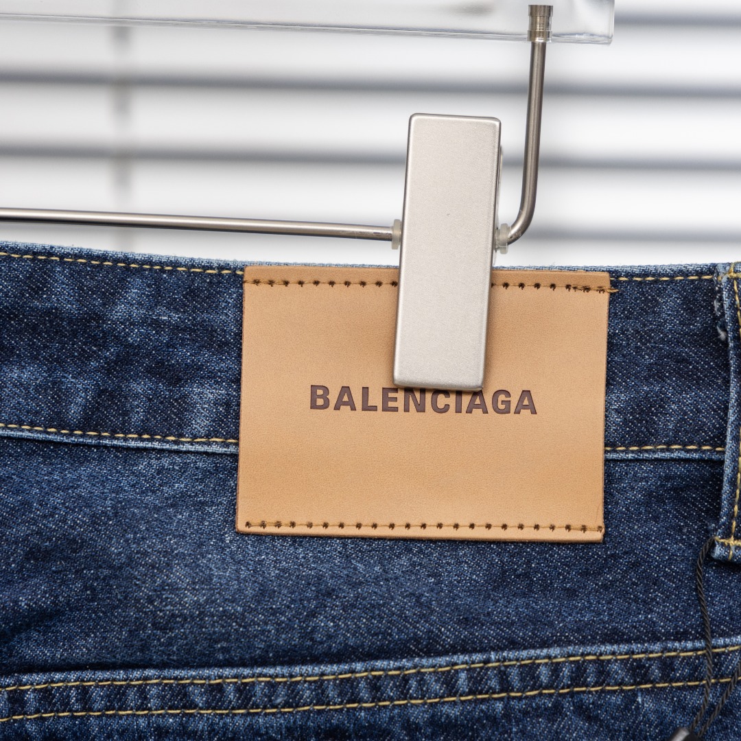 Balenciaga 高仿男士黃色印刷牛仔褲 街頭圖騰風格設計款| 17 Balenciaga 高仿男士黃色印刷牛仔褲 街頭圖騰風格設計款