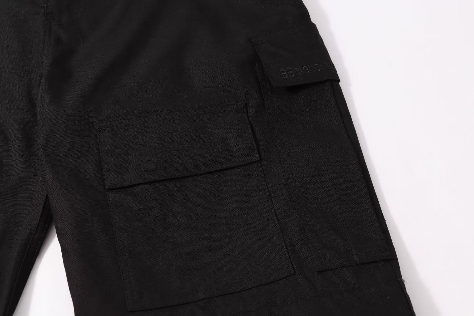 Balenciaga 高仿黑色後袋工裝褲 經典重磅質感剪裁| 11 Balenciaga 高仿黑色後袋工裝褲 經典重磅質感剪裁