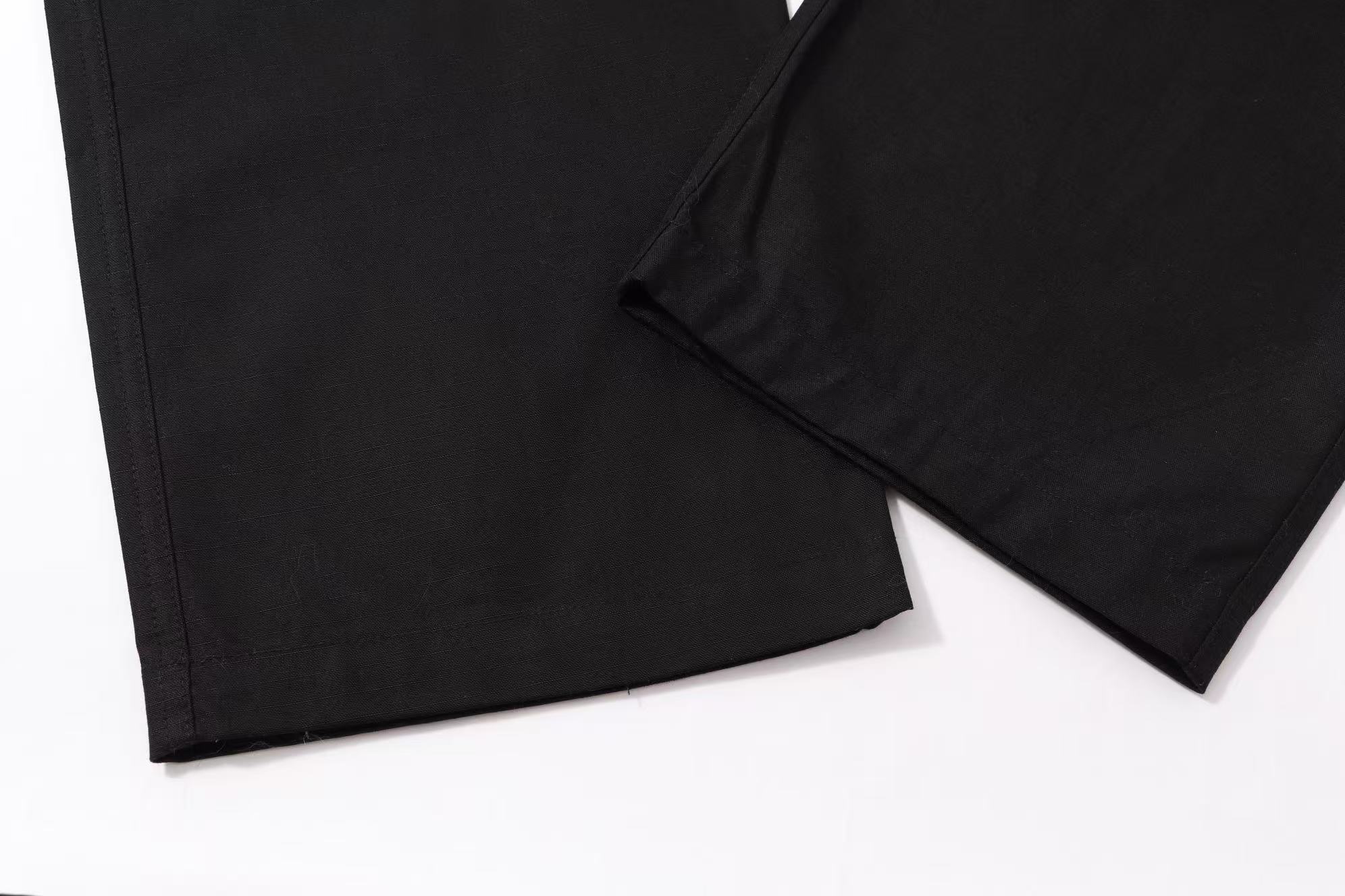 Balenciaga 高仿黑色後袋工裝褲 經典重磅質感剪裁| 8 Balenciaga 高仿黑色後袋工裝褲 經典重磅質感剪裁