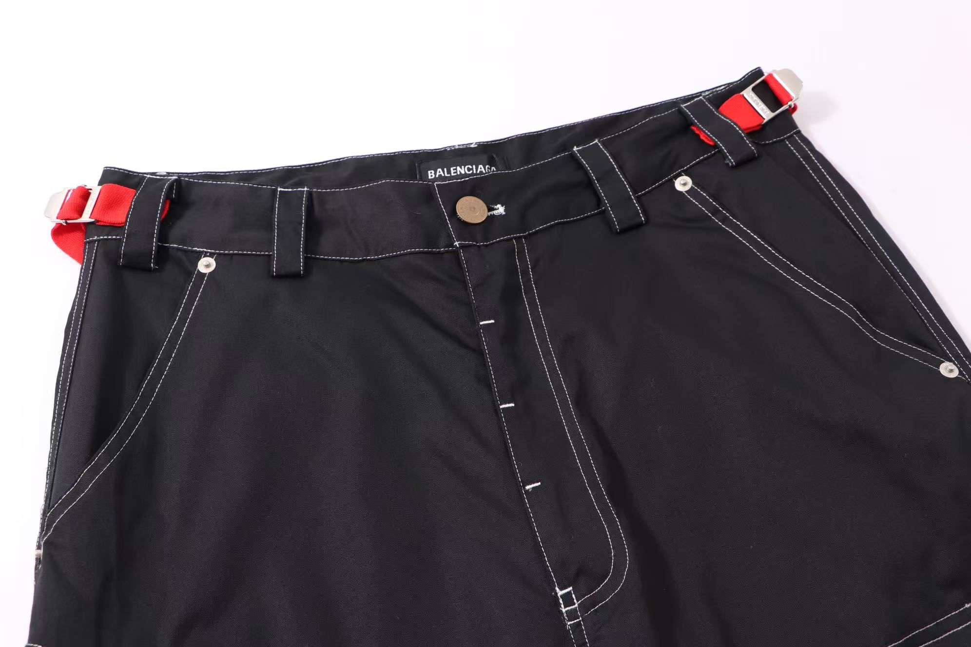 Balenciaga 一比一男裝黑色工裝褲 寬鬆輪廓紅色車線點綴| 14 Balenciaga 一比一男裝黑色工裝褲 寬鬆輪廓紅色車線點綴