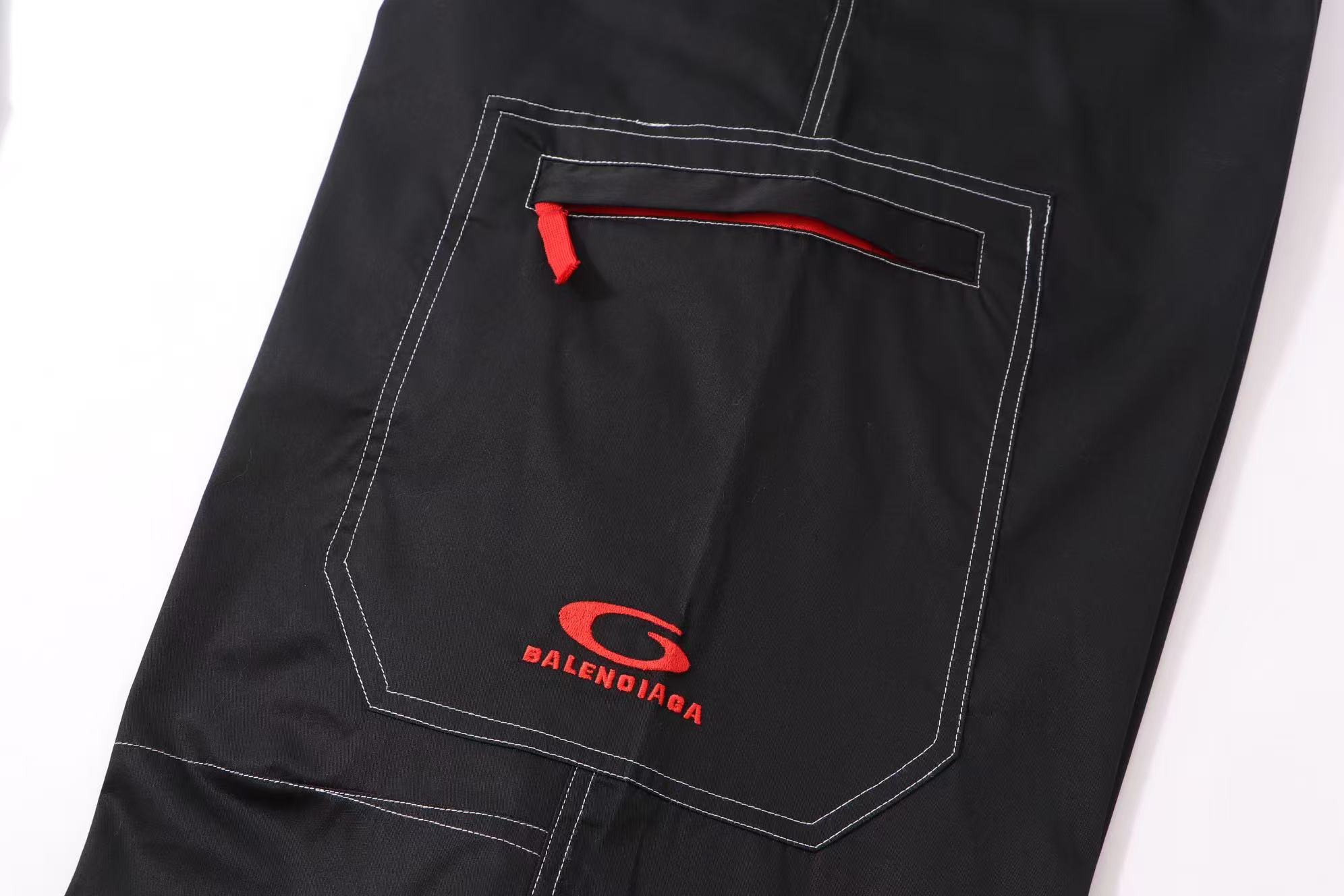Balenciaga 一比一男裝黑色工裝褲 寬鬆輪廓紅色車線點綴| 7 Balenciaga 一比一男裝黑色工裝褲 寬鬆輪廓紅色車線點綴