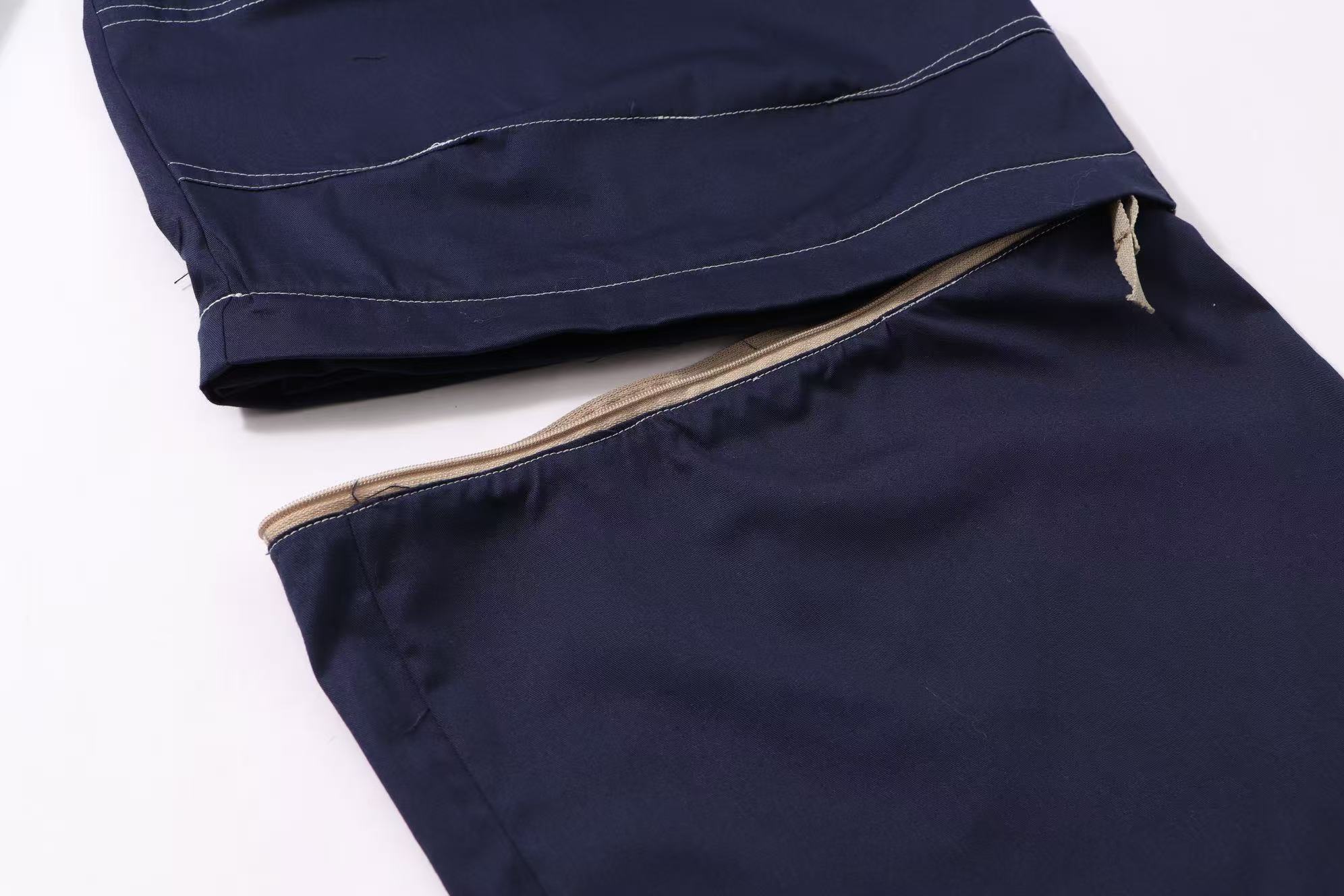 Balenciaga 原單深藍工裝褲 簡約線條設計感日常穿搭| 11 Balenciaga 原單深藍工裝褲 簡約線條設計感日常穿搭