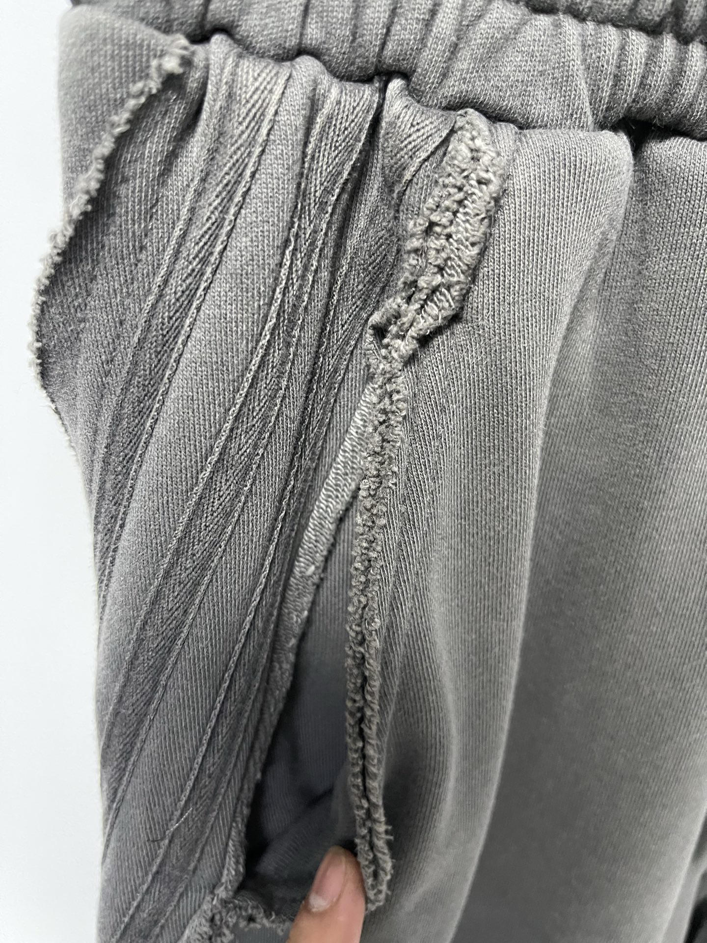 Balenciaga 高仿男士素面水洗棉質休閒褲 低調灰潮流百搭款| 11 Balenciaga 高仿男士素面水洗棉質休閒褲 低調灰潮流百搭款