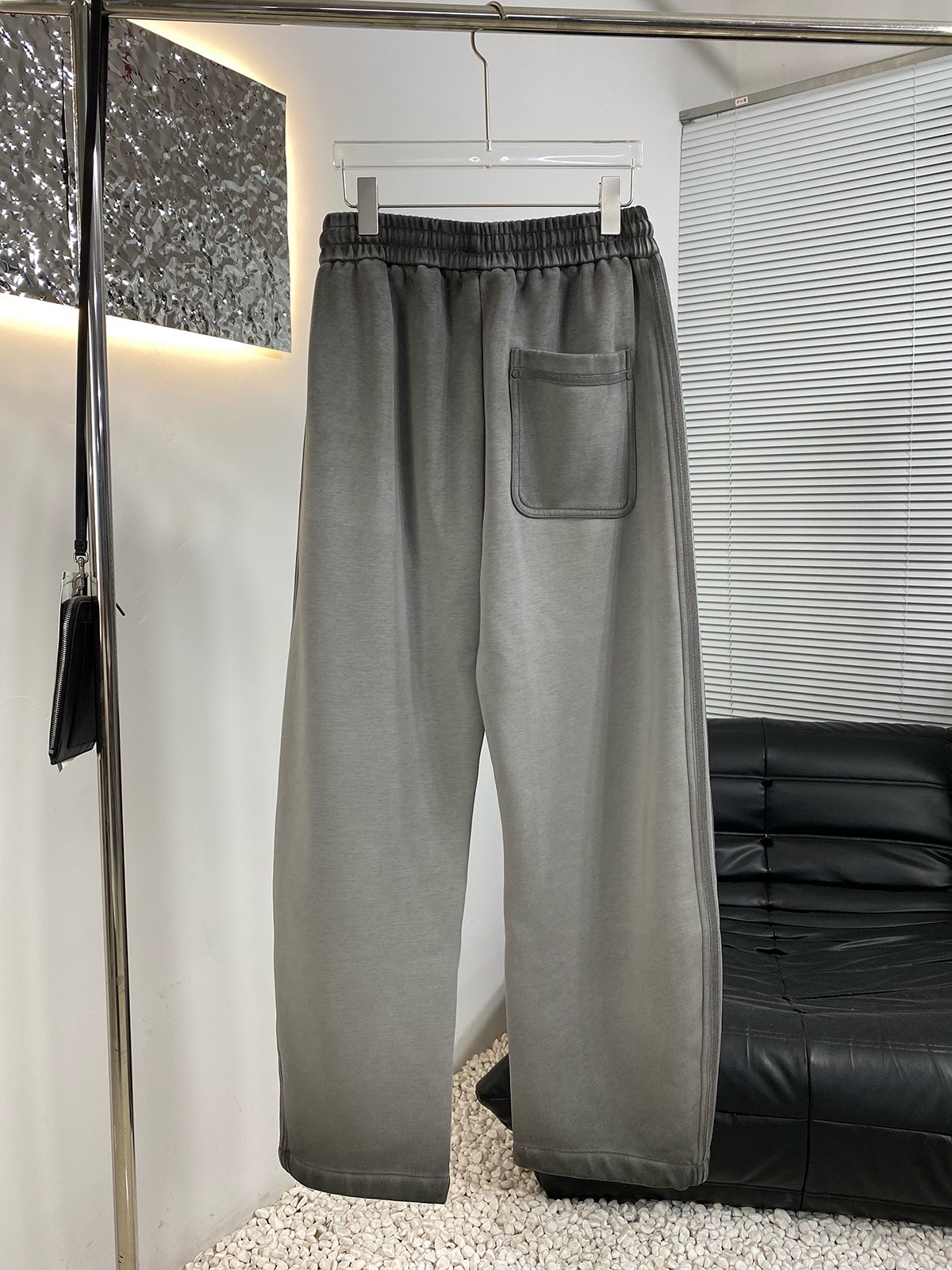 Balenciaga 高仿男士漸層灰寬褲 舒適棉料立體剪裁褲型| 13 Balenciaga 高仿男士漸層灰寬褲 舒適棉料立體剪裁褲型