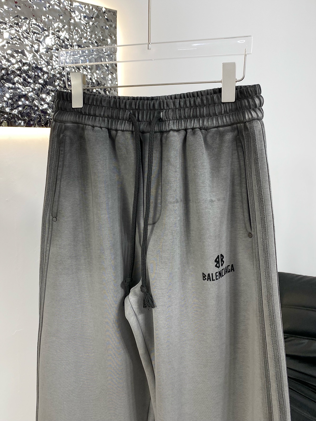 Balenciaga 高仿男士漸層灰寬褲 舒適棉料立體剪裁褲型| 11 Balenciaga 高仿男士漸層灰寬褲 舒適棉料立體剪裁褲型