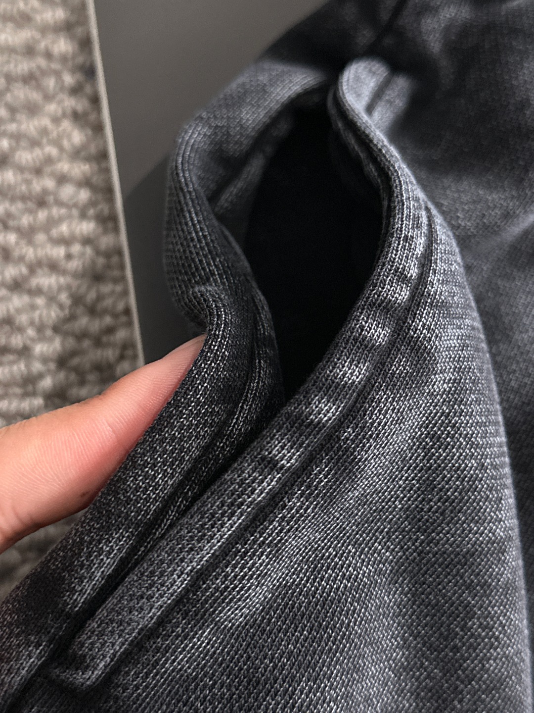 Balenciaga 高仿男士運動長褲 刷色設計百搭休閒款| 10 Balenciaga 高仿男士運動長褲 刷色設計百搭休閒款
