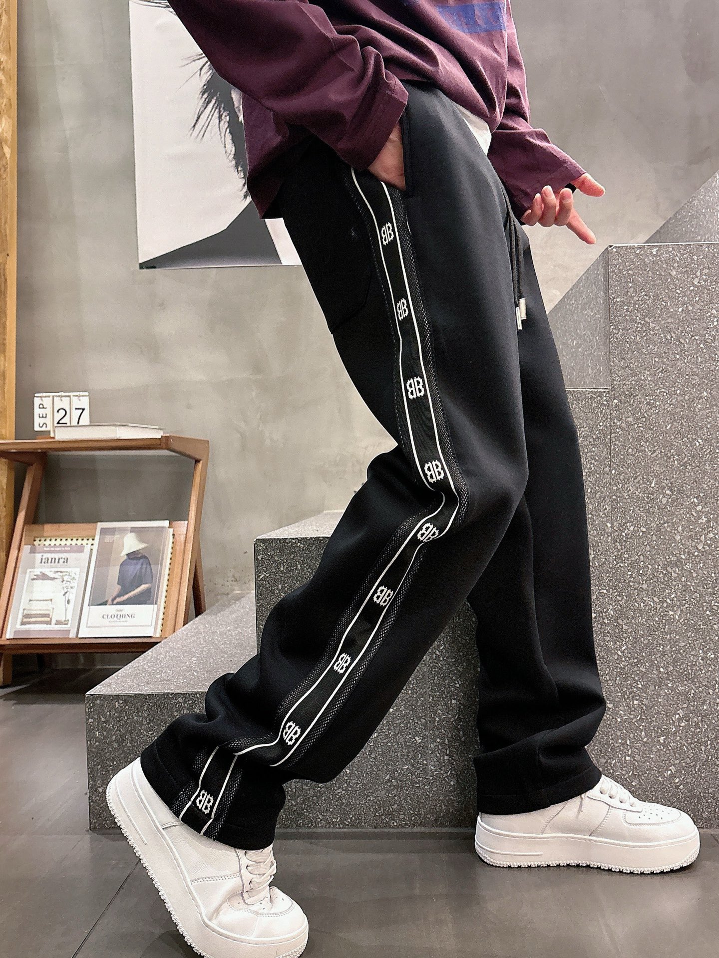 Balenciaga 一比一黑色側邊拉鍊褲款 男士街頭風格實穿推薦| 14 Balenciaga 一比一黑色側邊拉鍊褲款 男士街頭風格實穿推薦