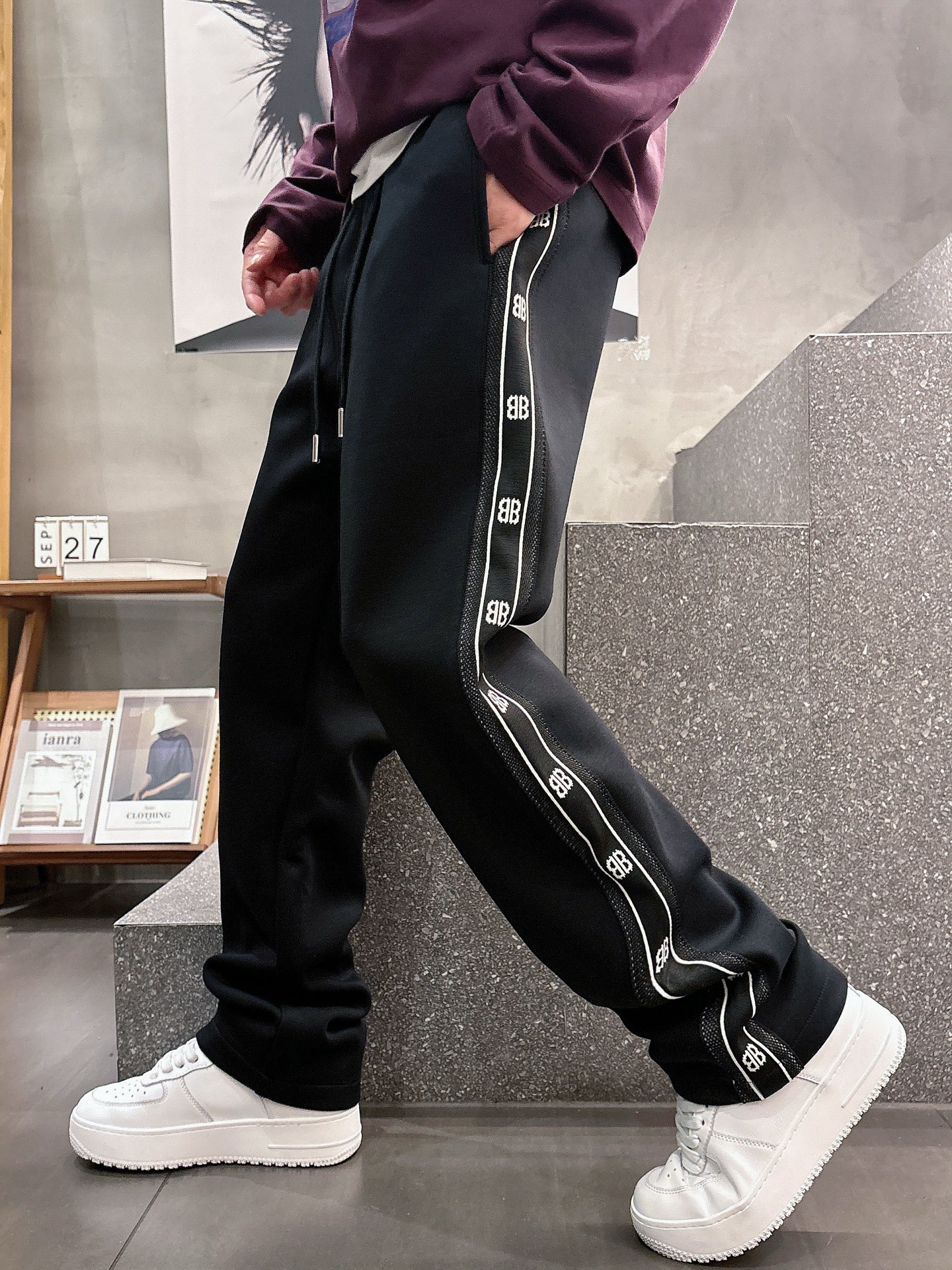 Balenciaga 一比一黑色側邊拉鍊褲款 男士街頭風格實穿推薦| 12 Balenciaga 一比一黑色側邊拉鍊褲款 男士街頭風格實穿推薦