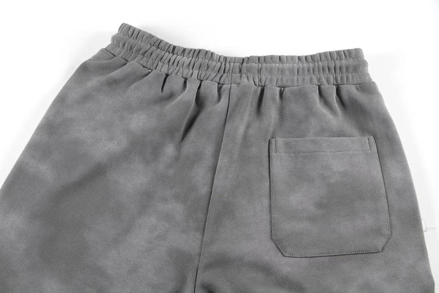 Balenciaga 一比一灰色染感運動褲 低調街頭風格褲款| 11 Balenciaga 一比一灰色染感運動褲 低調街頭風格褲款