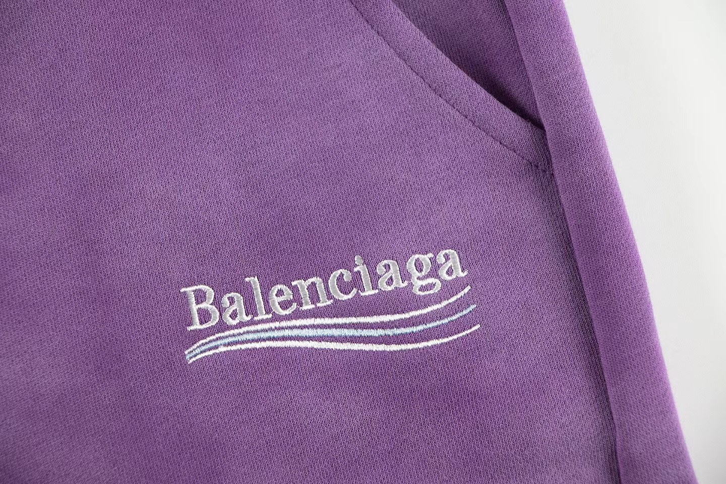 Balenciaga 高仿紫色暈染運動褲 雲感潮流百搭款| 13 Balenciaga 高仿紫色暈染運動褲 雲感潮流百搭款