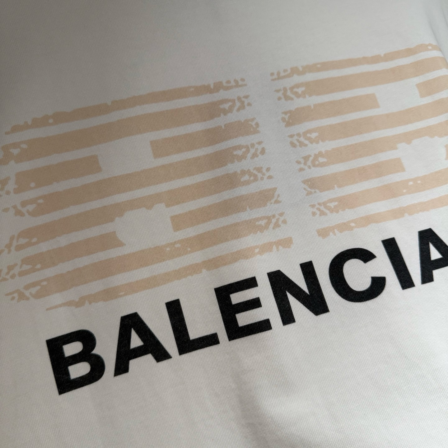 Balenciaga 高仿白色男款LOGO長袖T恤 素雅簡潔人氣單品| 8 Balenciaga 高仿白色男款LOGO長袖T恤 素雅簡潔人氣單品