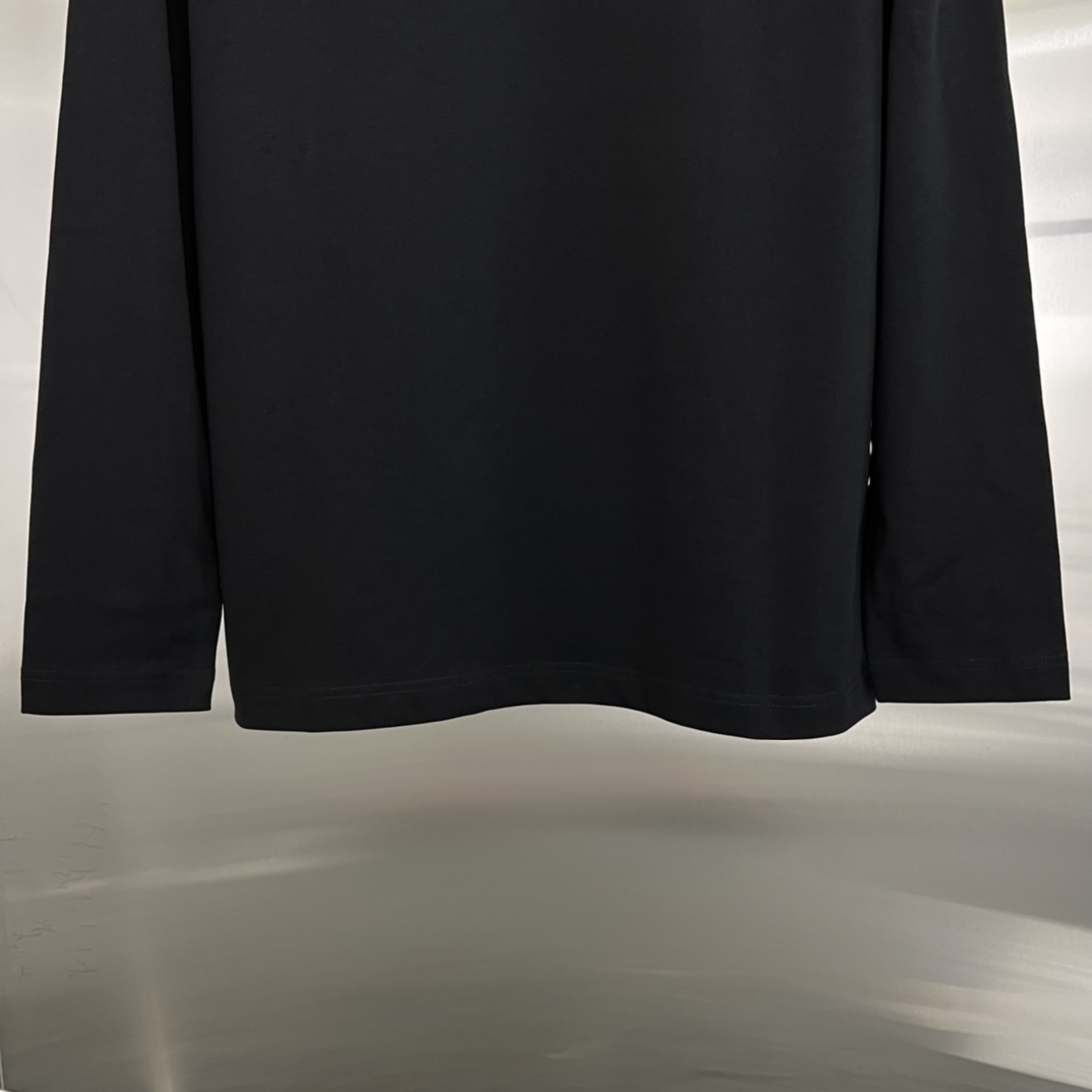 Balenciaga 高仿長袖T恤男款 Carrie印花 黑色簡約設計| 8 Balenciaga 高仿長袖T恤男款 Carrie印花 黑色簡約設計
