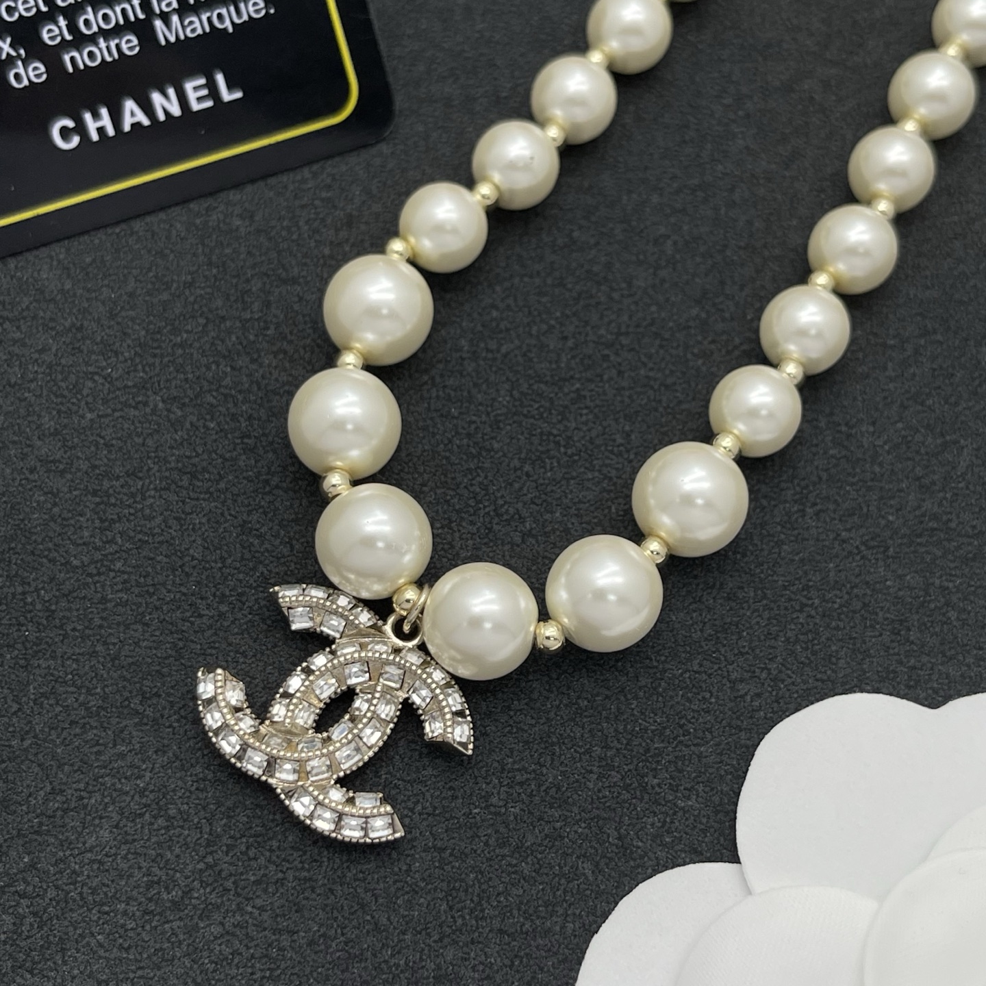 Chanel高仿珍珠雙C項鍊優雅百搭人氣推薦款| 11 Chanel高仿珍珠雙C項鍊優雅百搭人氣推薦款