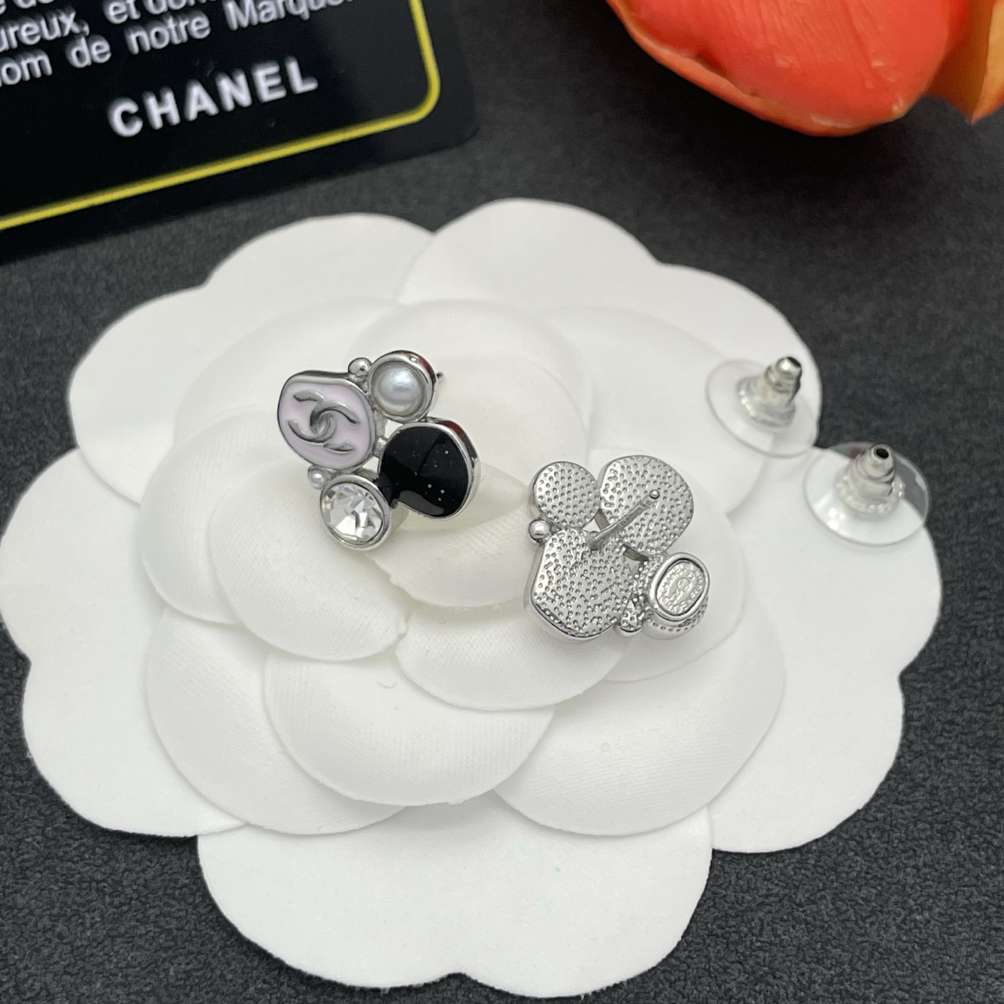 Chanel高仿幾何拼飾耳環珍珠水晶多元素混搭款| 10 Chanel高仿幾何拼飾耳環珍珠水晶多元素混搭款
