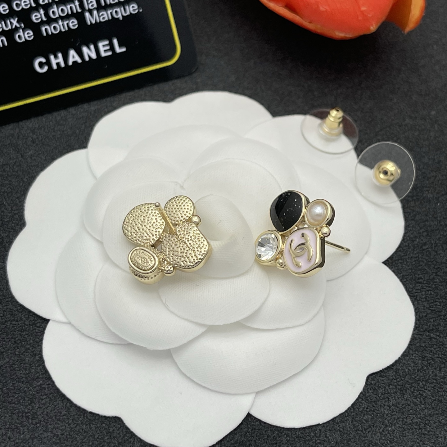 Chanel高仿幾何拼色耳環珍珠水晶粉金款式| 9 Chanel高仿幾何拼色耳環珍珠水晶粉金款式