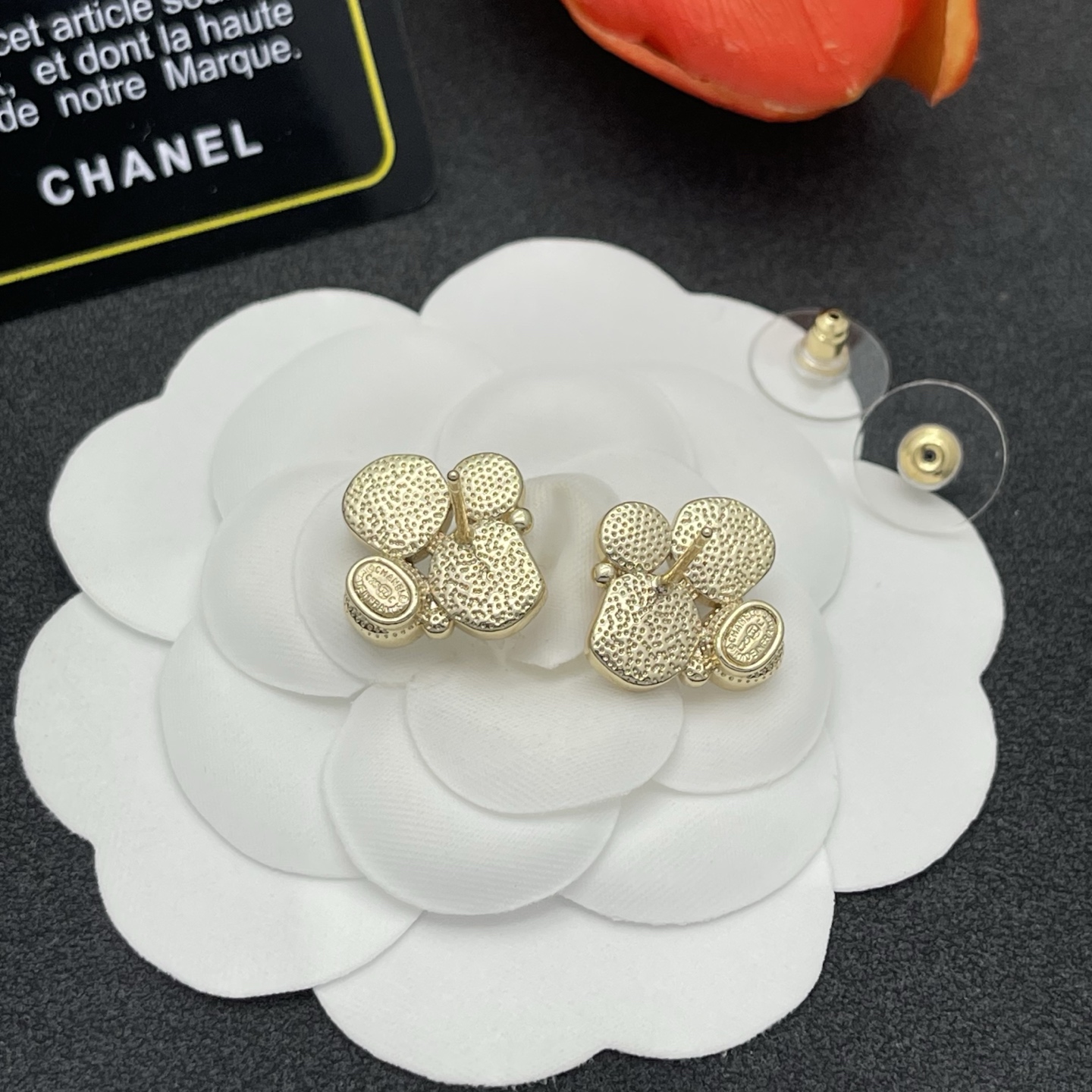 Chanel高仿幾何拼色耳環珍珠水晶粉金款式| 8 Chanel高仿幾何拼色耳環珍珠水晶粉金款式