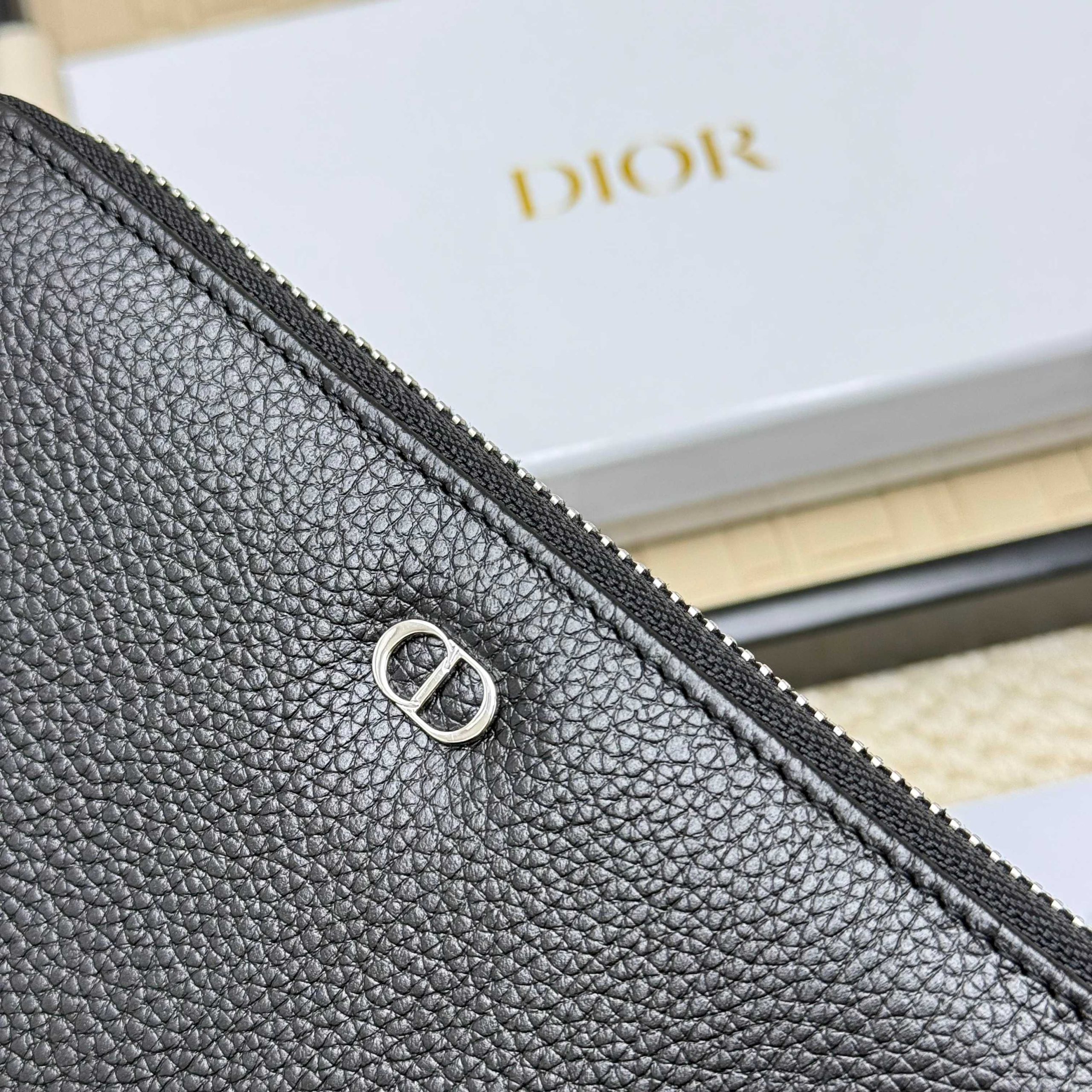 Dior高仿男士長夾荔枝紋全皮極簡拉鍊款| 9 Dior高仿男士長夾荔枝紋全皮極簡拉鍊款