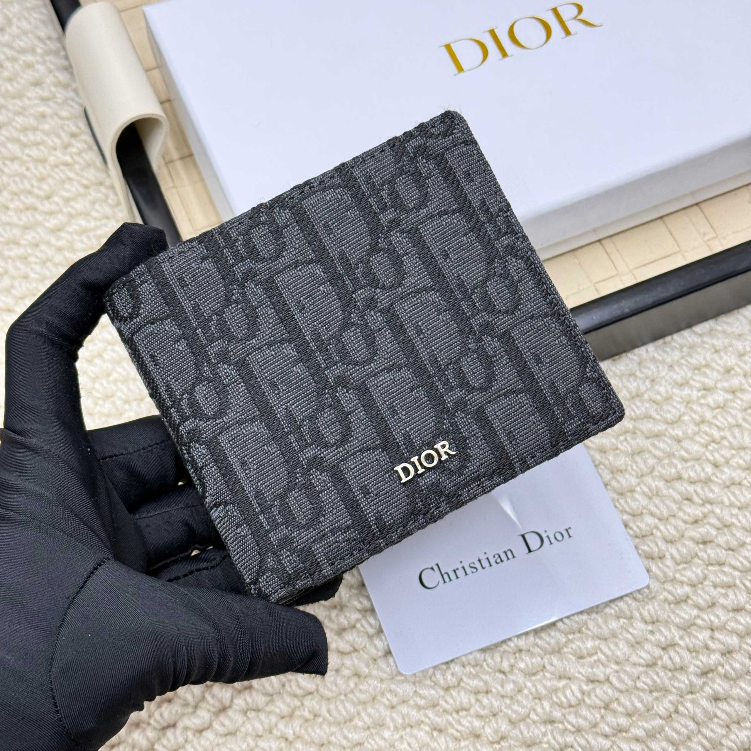 DiorA貨男款短夾黑灰老花雙折小巧實用款| 11 DiorA貨男款短夾黑灰老花雙折小巧實用款
